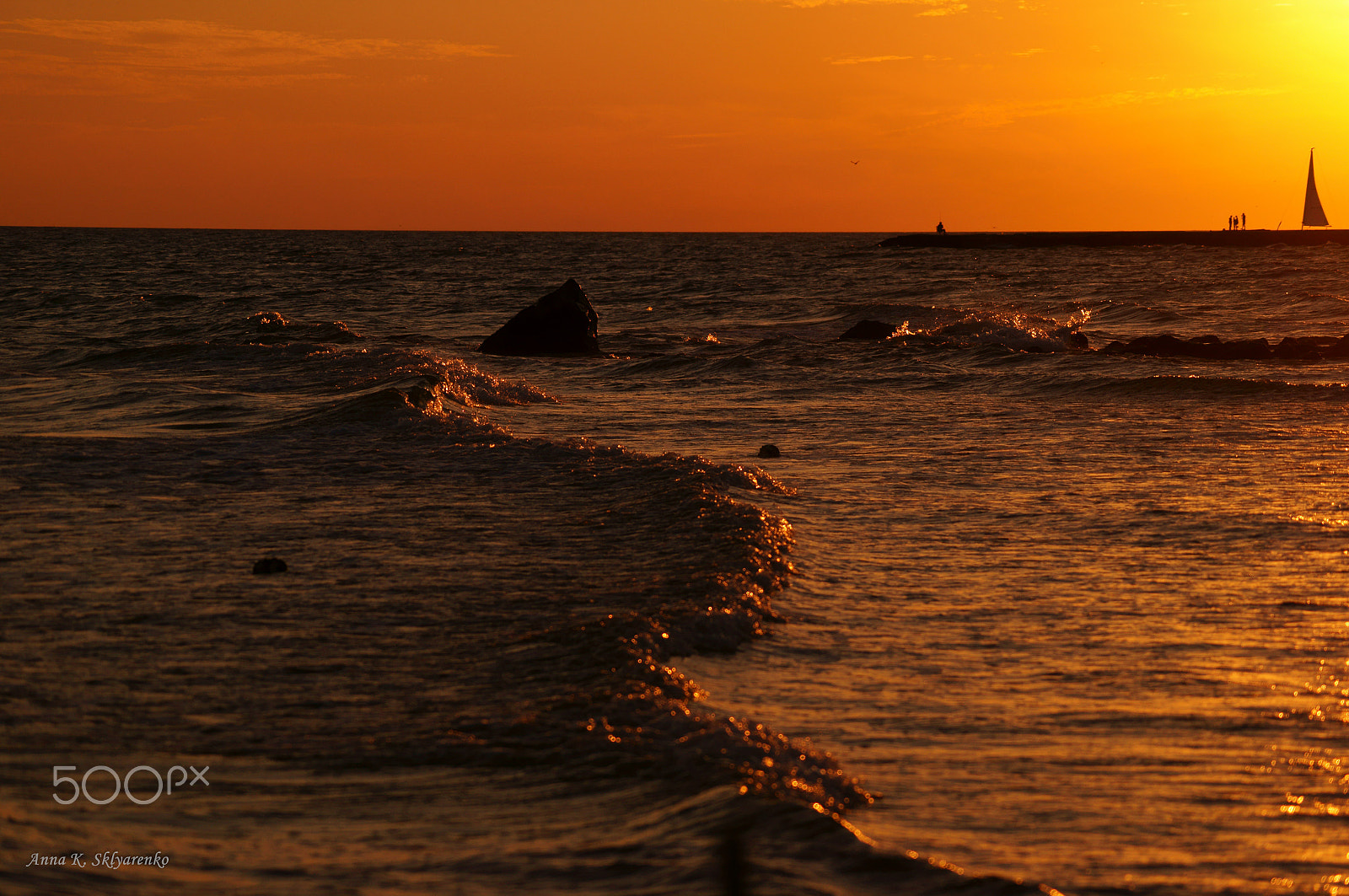 Sony DT 55-200mm F4-5.6 SAM sample photo. Sunset over the black sea photography