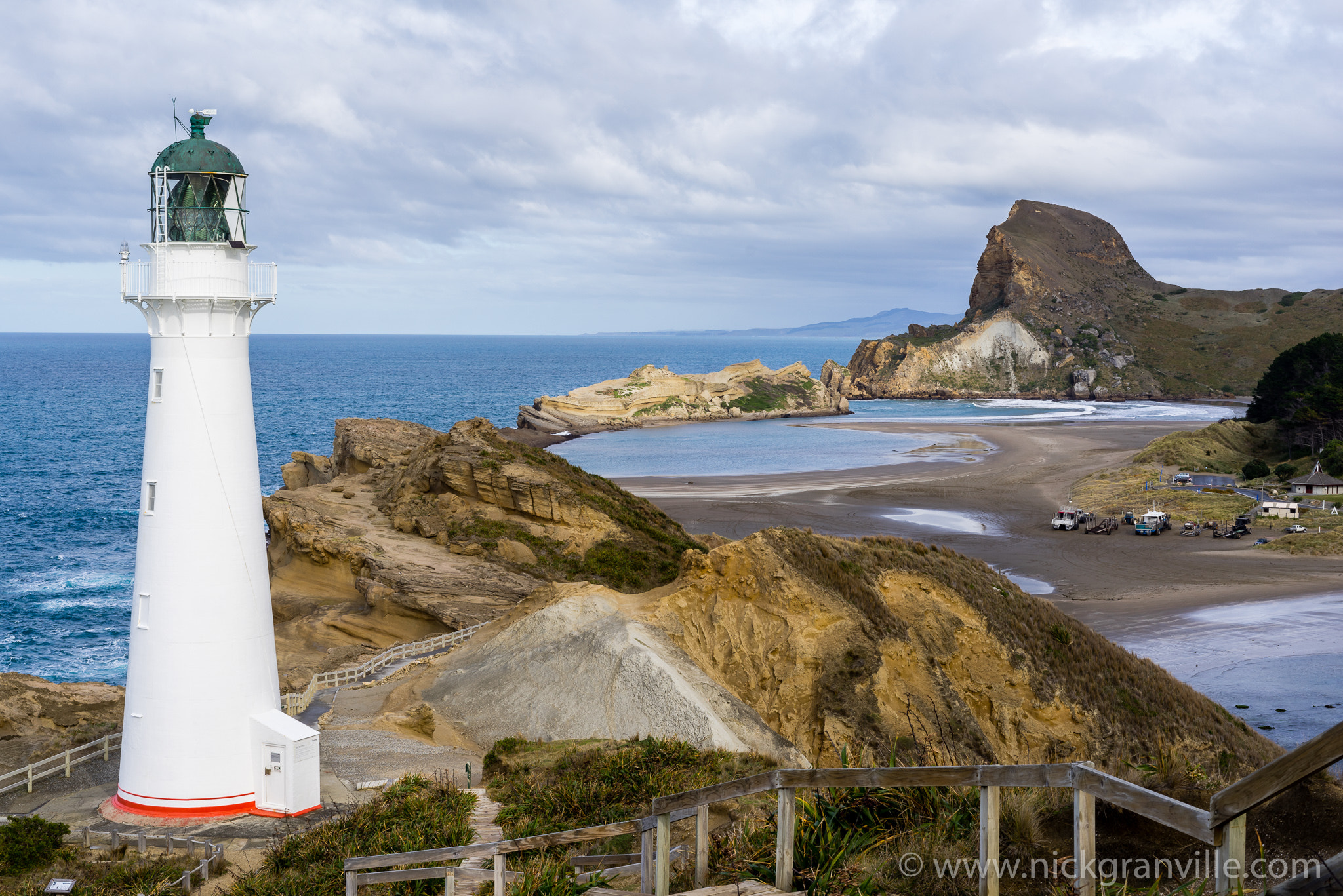 Sony a7R + Sony FE 50mm F1.8 sample photo. Castlepoint lighthouse photography
