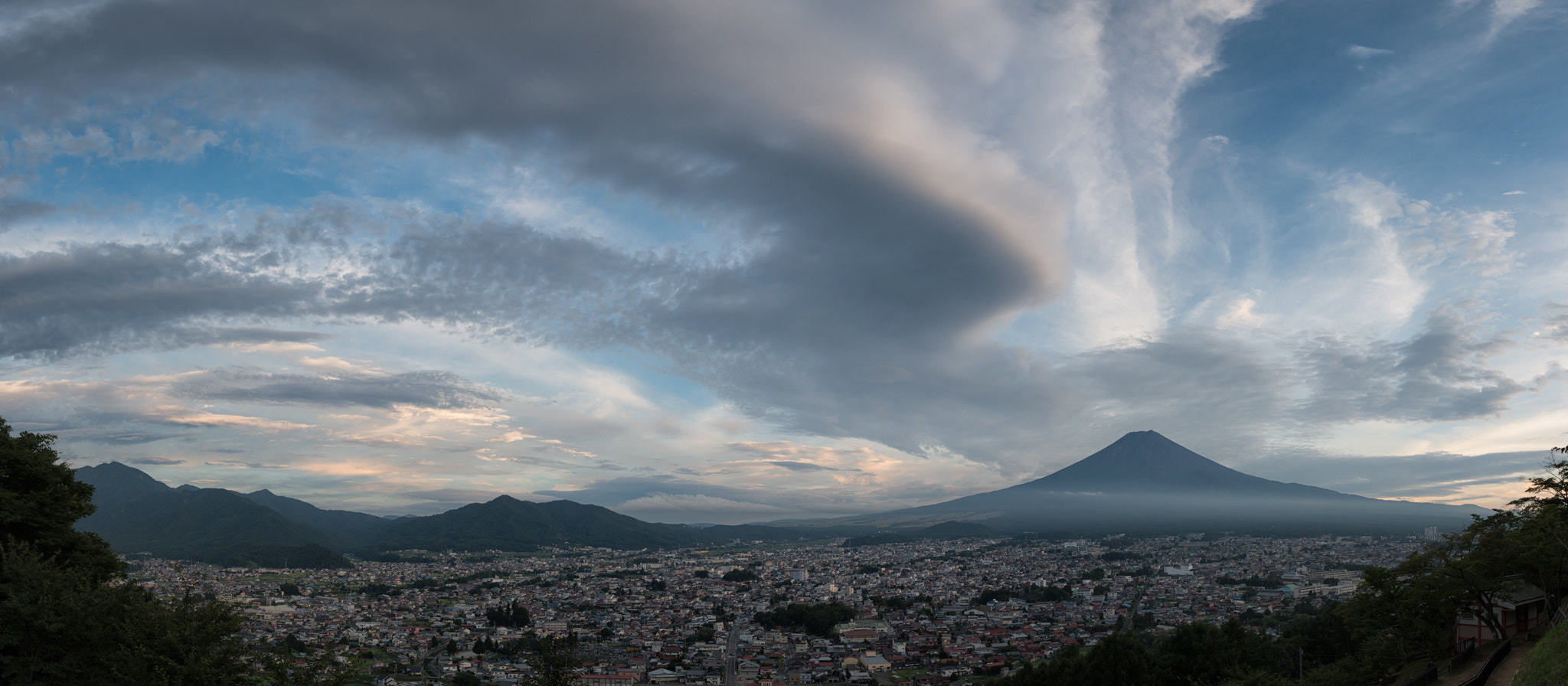Nikon D800E + Sigma 24-105mm F4 DG OS HSM Art sample photo. Panoramic fujiyoshida photography