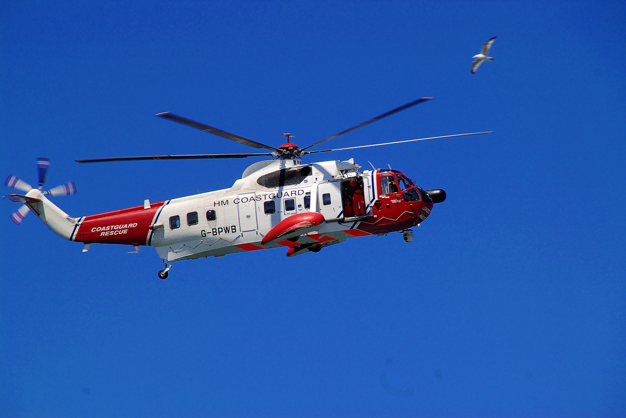Pentax *ist DS sample photo. Coast guard photography