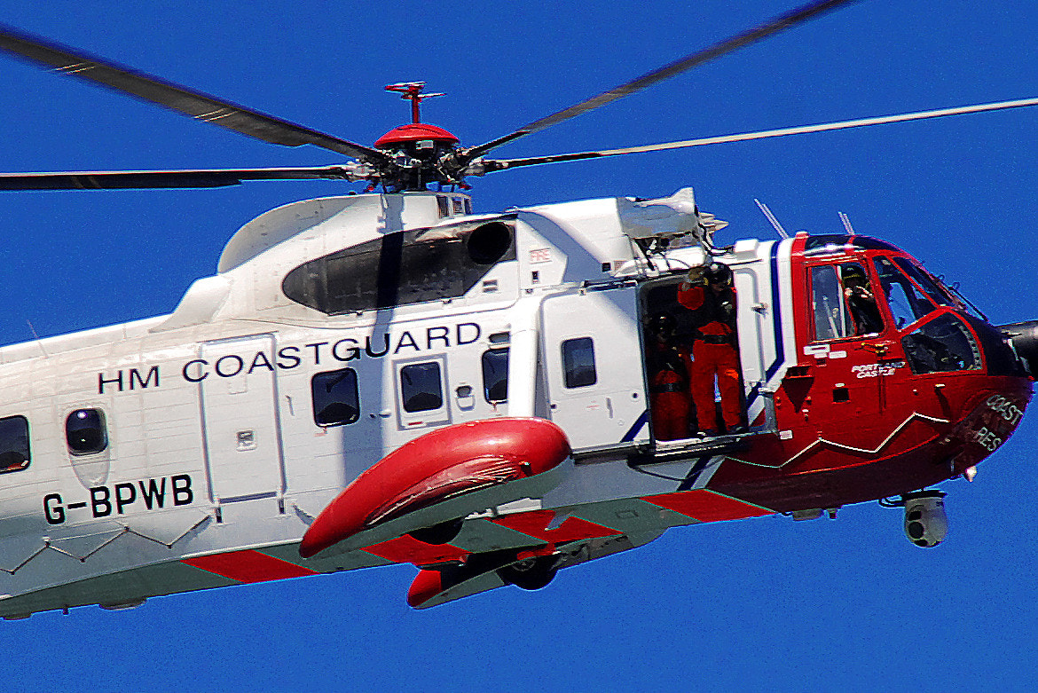 Pentax *ist DS sample photo. Coast guard photography