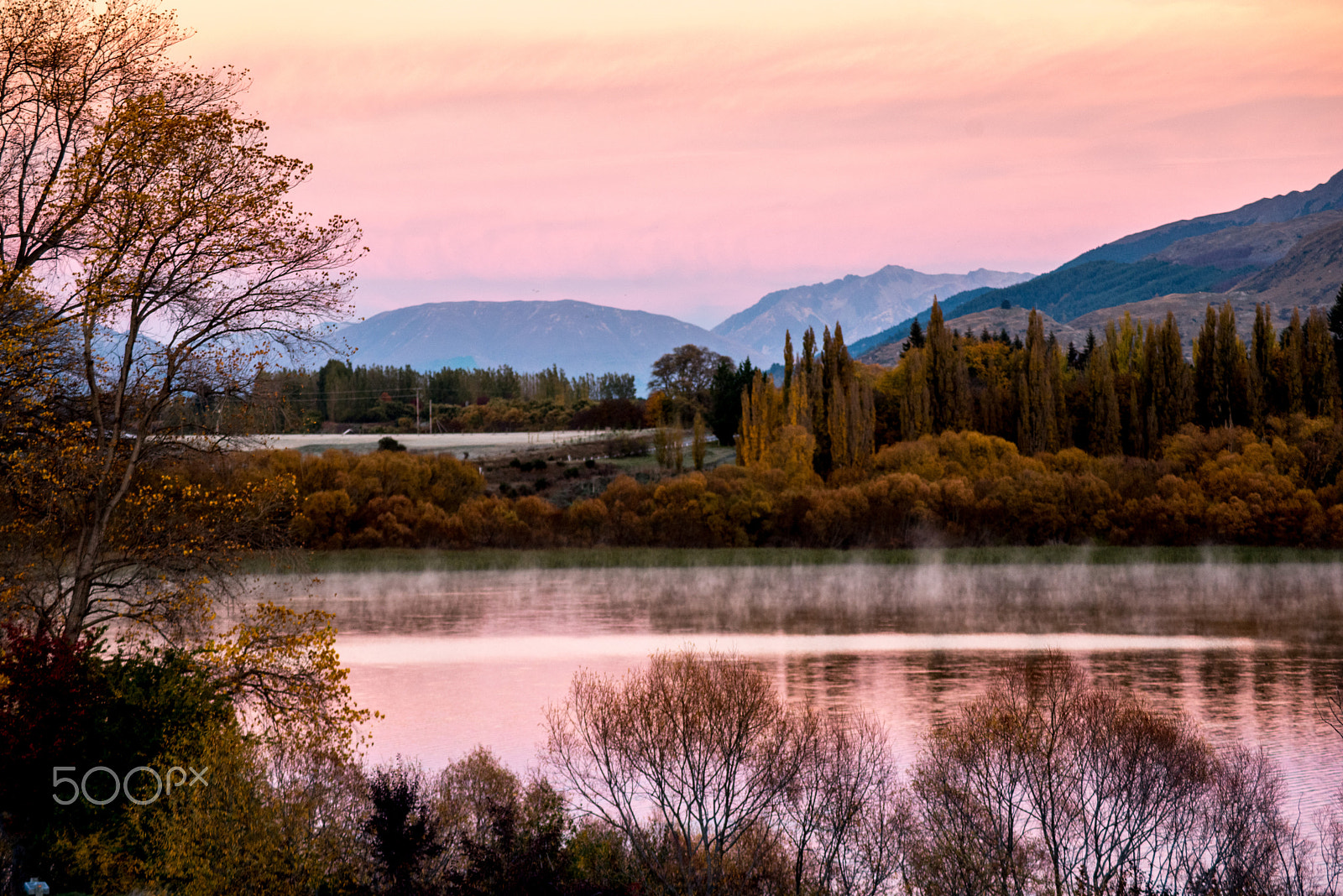 AF Zoom-Nikkor 75-300mm f/4.5-5.6 sample photo. Foggy lake photography