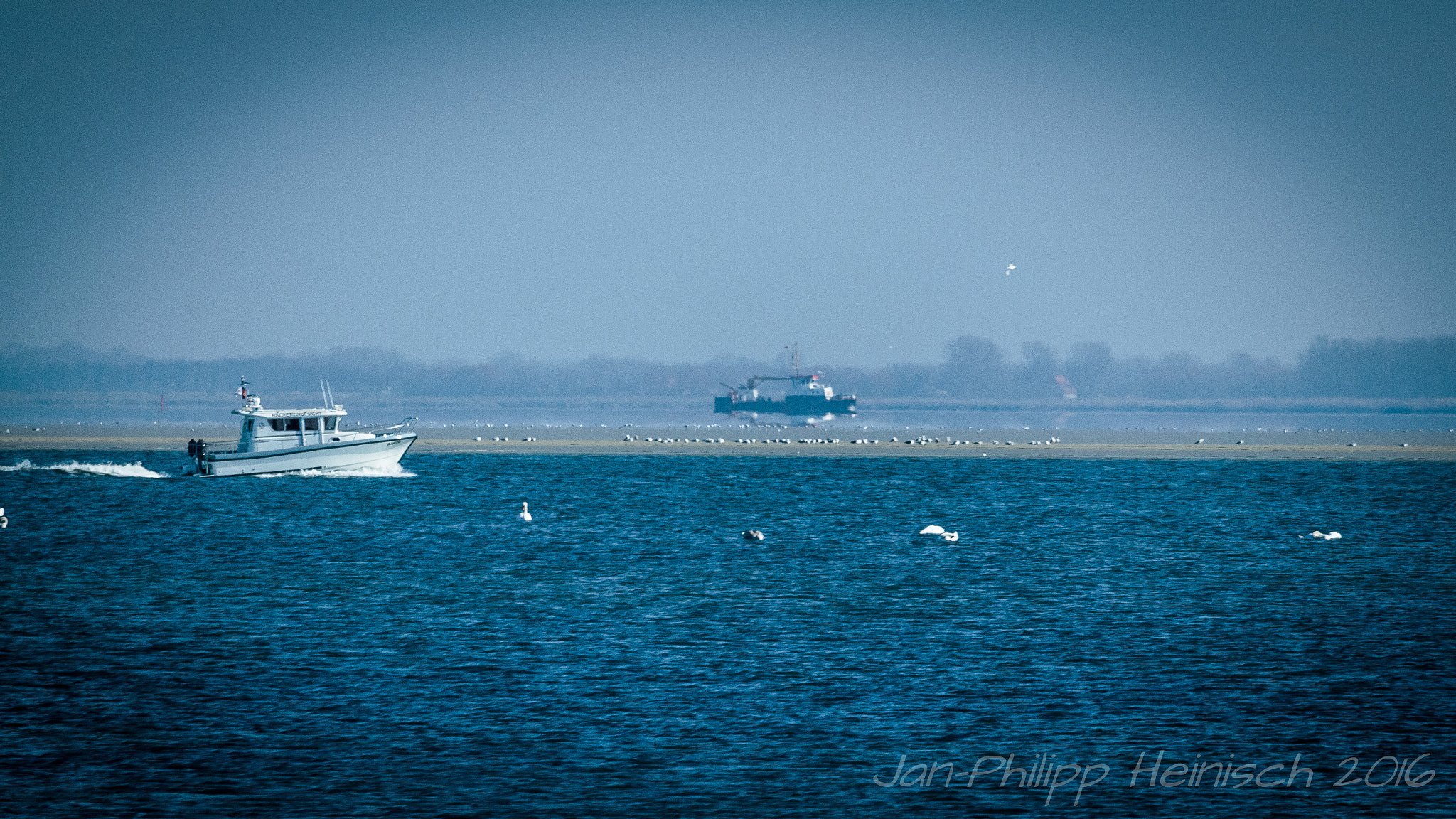 Canon EF-S 55-250mm F4-5.6 IS STM sample photo. Begegnungen photography