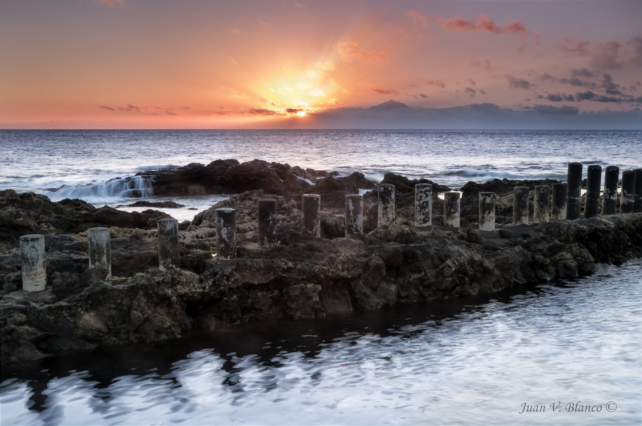 Nikon D300S + Sigma 18-200mm F3.5-6.3 DC OS HSM sample photo. Sunset from agaete photography