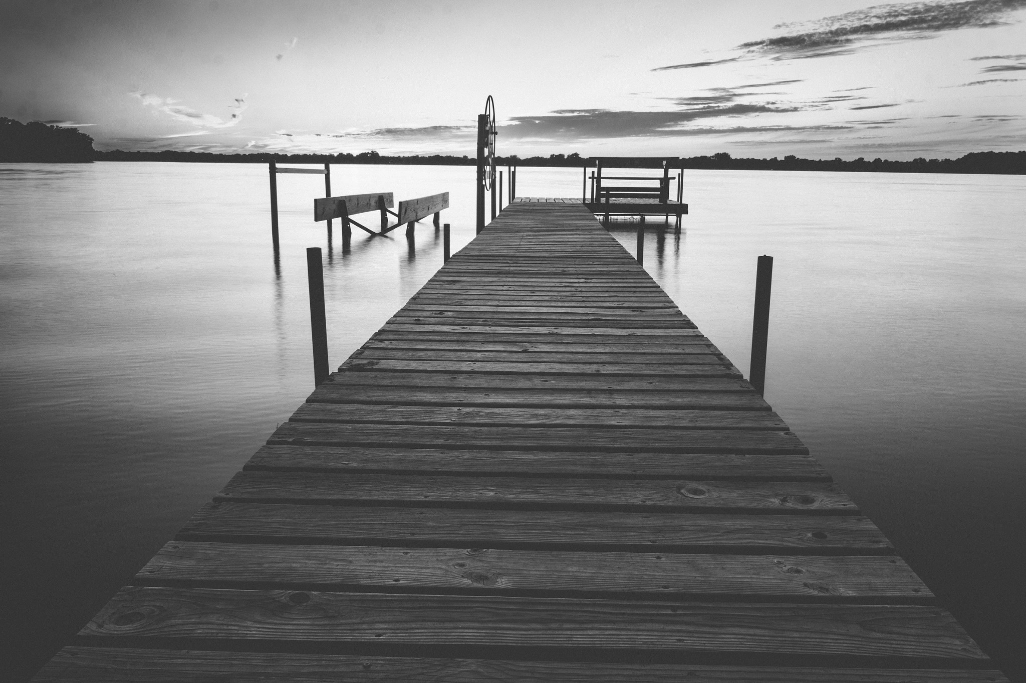 Tokina AT-X Pro 12-24mm F4 (IF) DX sample photo. The dock photography