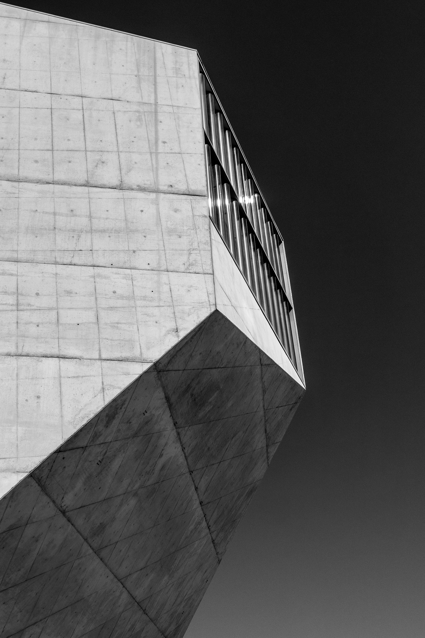 Panasonic Lumix DMC-G5 + Sigma 19mm F2.8 EX DN sample photo. Casa da musica 3 photography