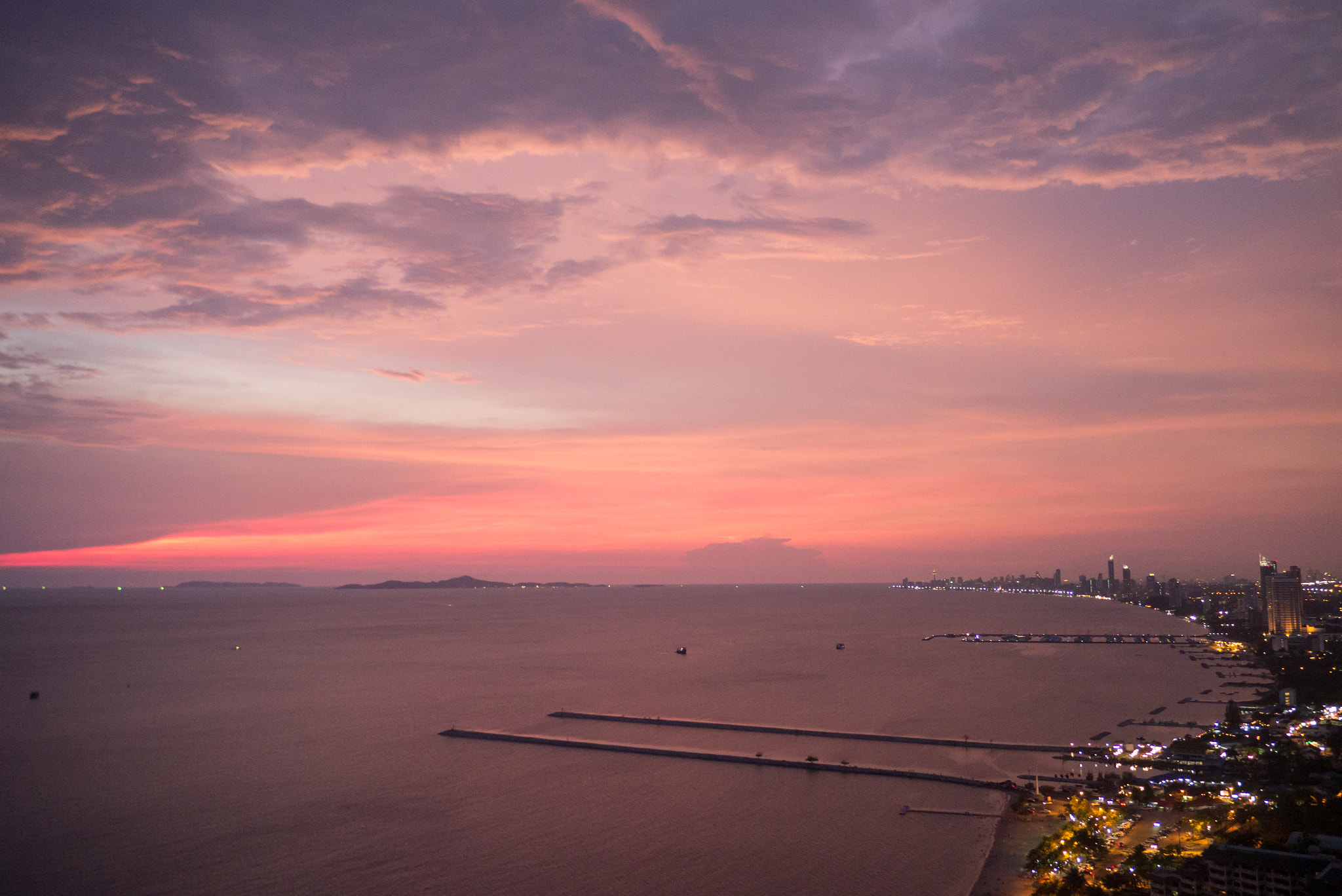Panasonic Lumix DMC-GX1 sample photo. Sunset at sattahip photography