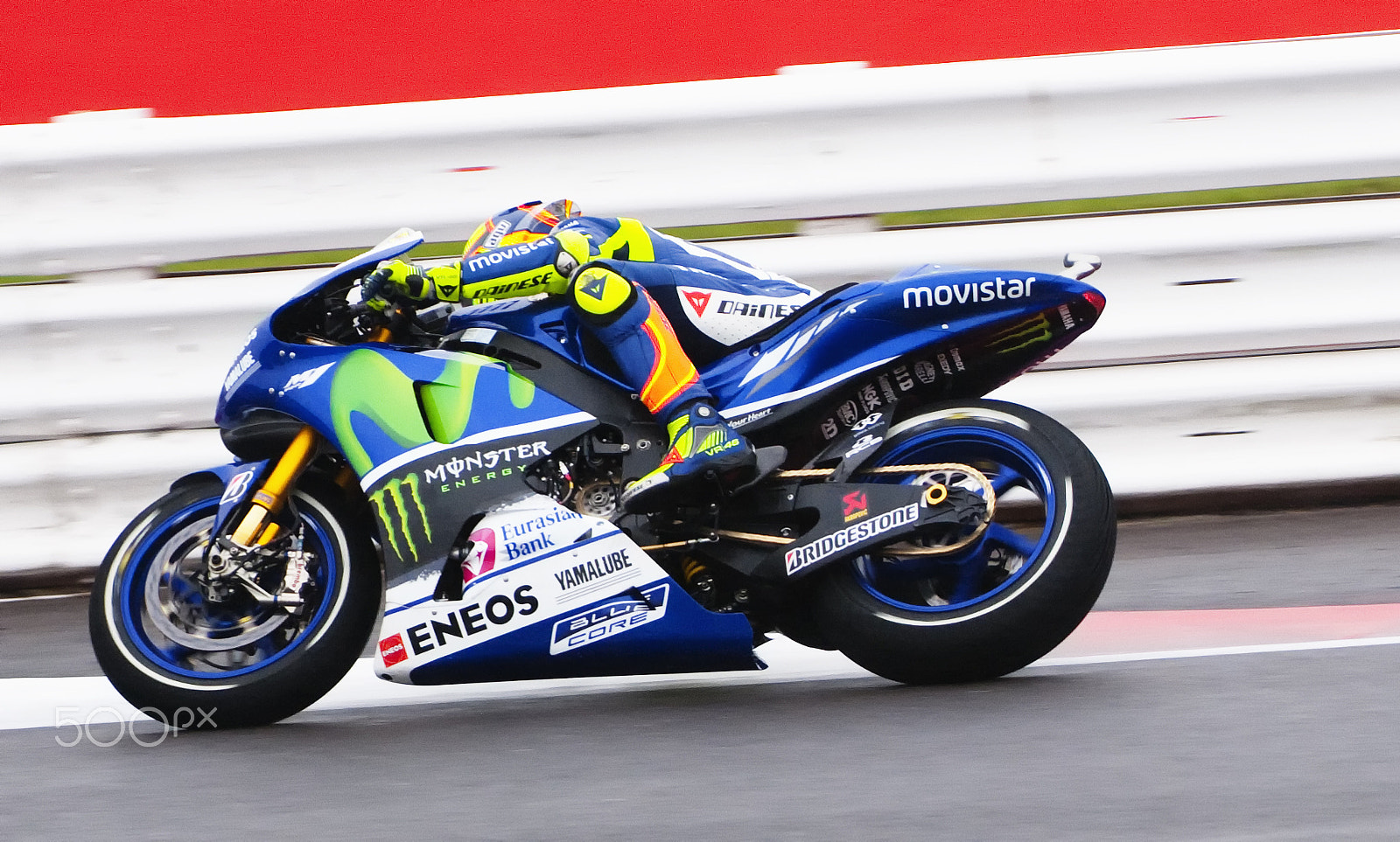 Nikon D300 + Nikon AF-S Nikkor 200-400mm F4G ED-IF VR sample photo. Valentino rossi photography