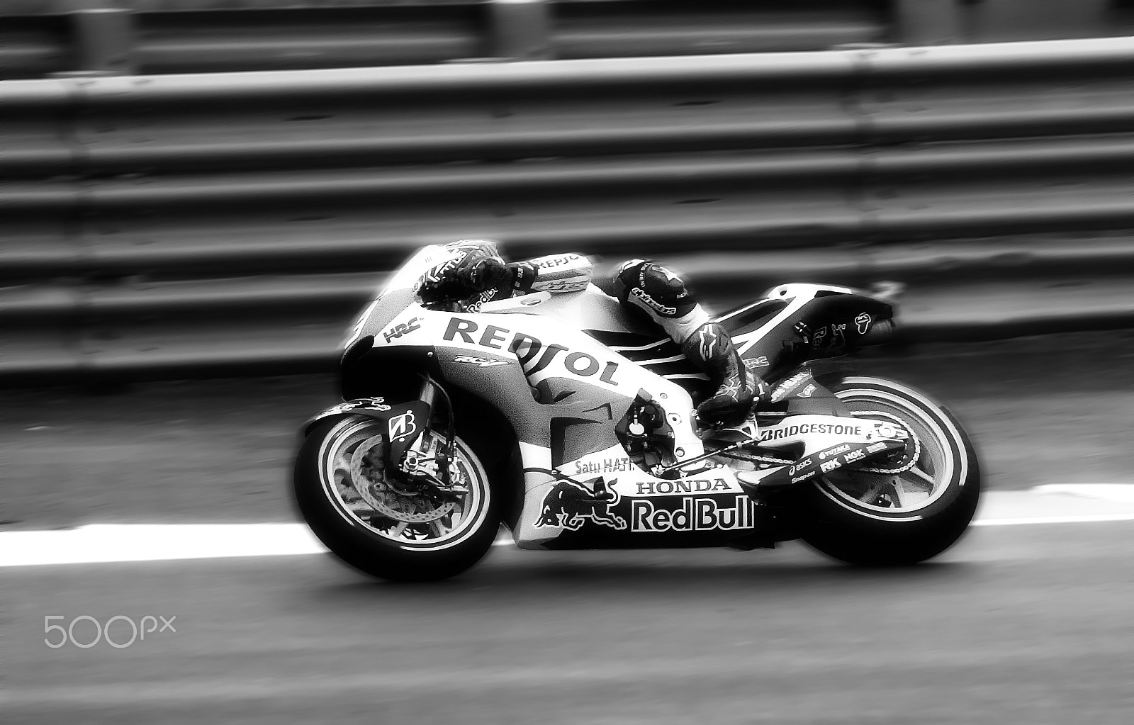 Nikon D300 + Nikon AF-S Nikkor 200-400mm F4G ED-IF VR sample photo. Marc marquez photography