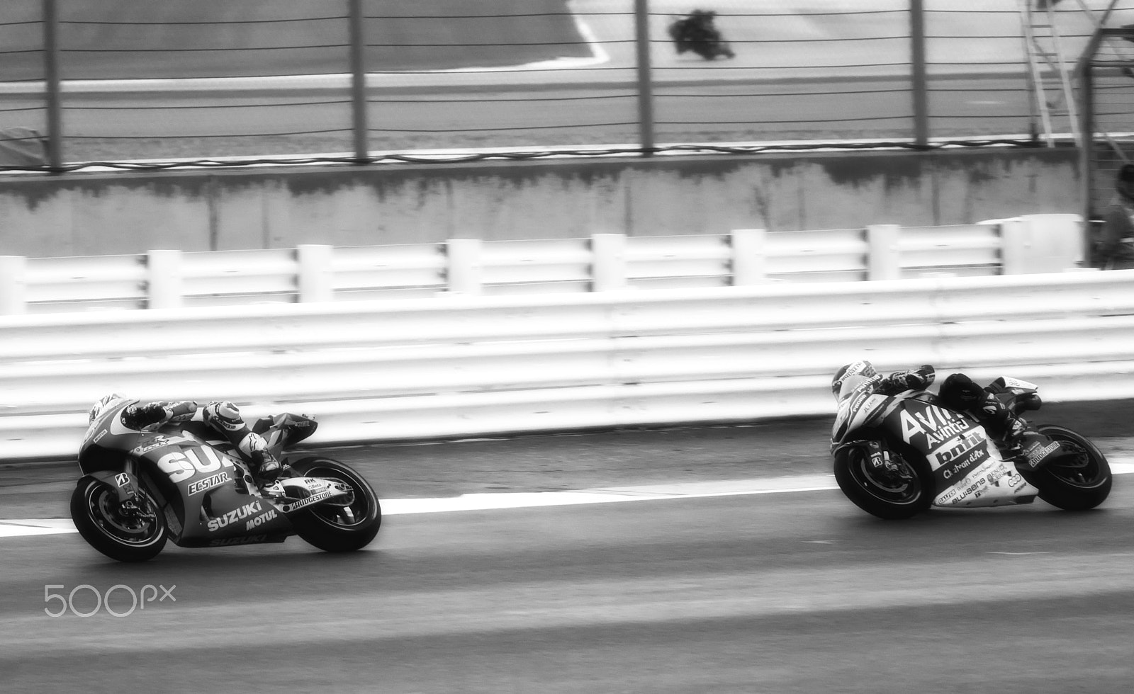 Nikon D300 + Nikon AF-S Nikkor 200-400mm F4G ED-IF VR sample photo. Maverick vinales photography