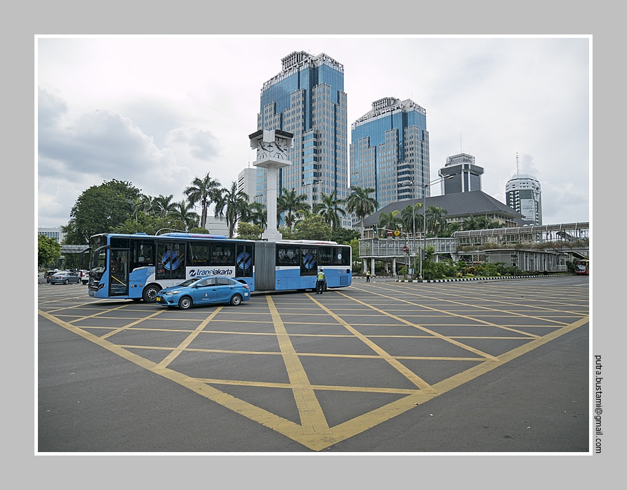 Panasonic Lumix DMC-GM5 sample photo. At the crossroads - bank indonesia photography