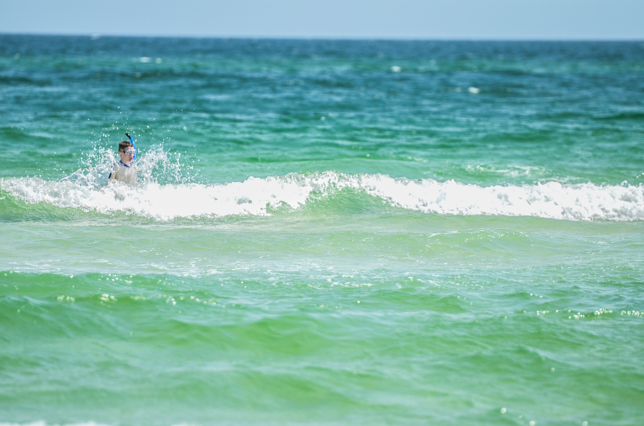 Nikon AF-S Nikkor 70-200mm F2.8G ED VR II sample photo. Vitamin sea. photography