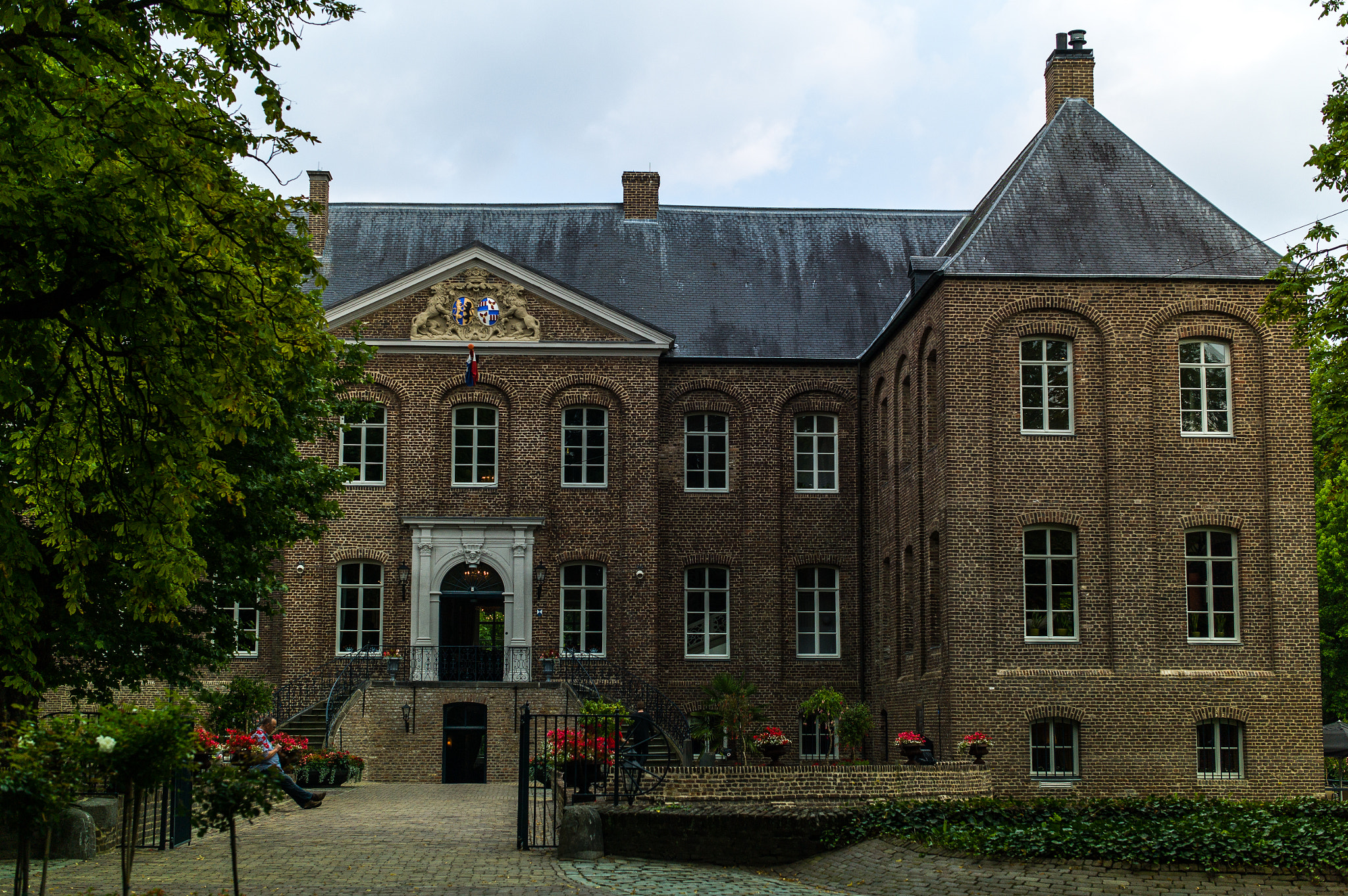 Leica M9 + Elmarit-M 28mm f/2.8 (IV) sample photo. Castle arcen photography