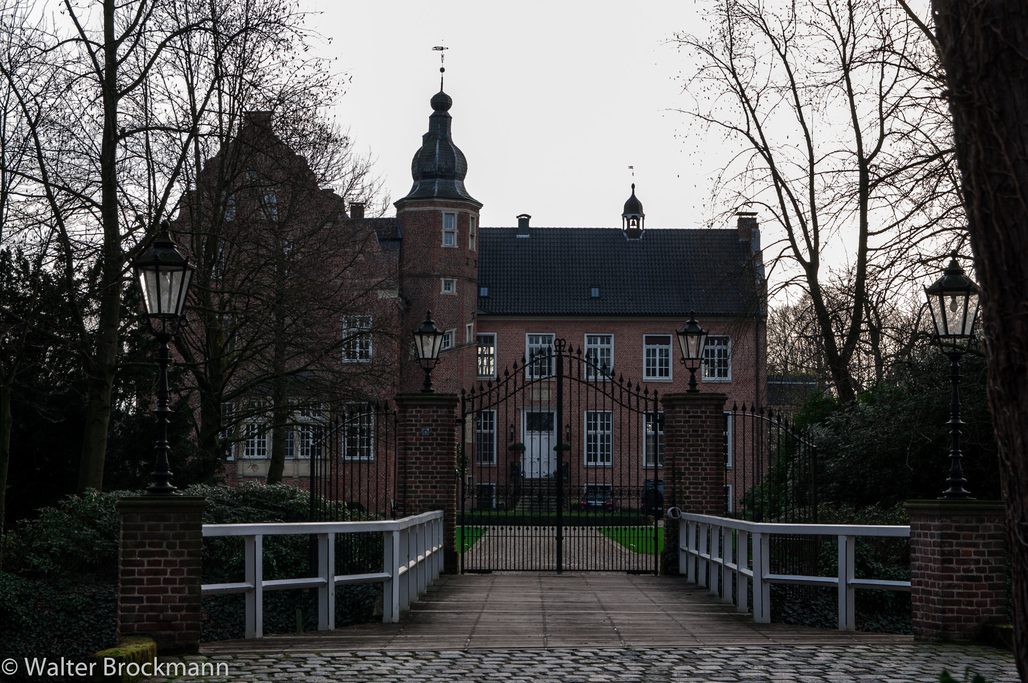 Sigma 17-50mm F2.8 EX DC OS HSM sample photo. Wasserburg rhede photography