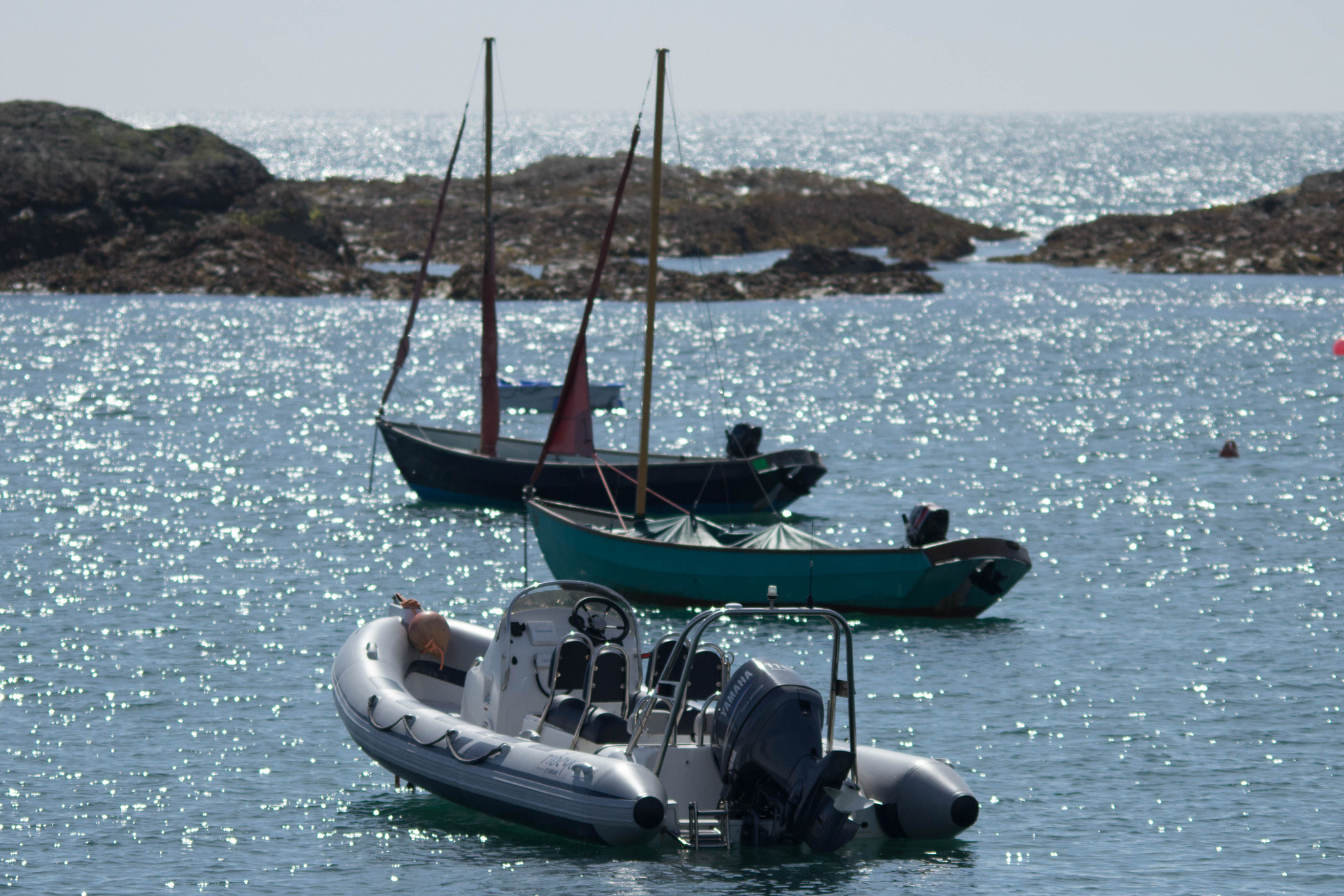 Sigma 150-500mm F5-6.3 DG OS HSM sample photo. Three on the sea photography