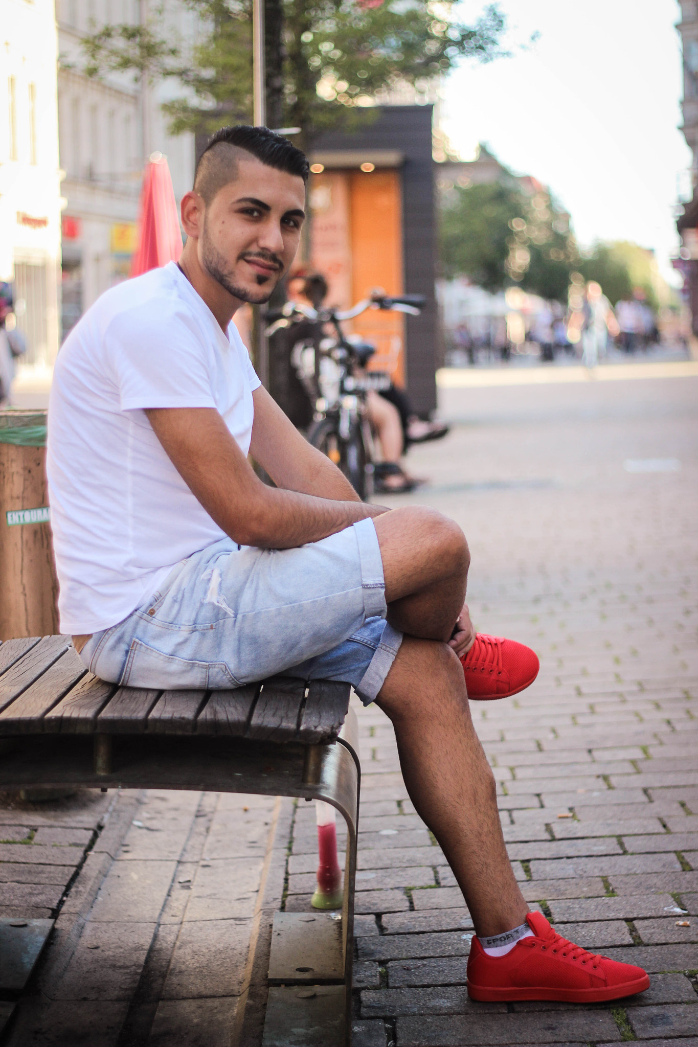 Canon EOS 600D (Rebel EOS T3i / EOS Kiss X5) + Canon EF 50mm f/1.8 sample photo. Portraits mohammad safef photography
