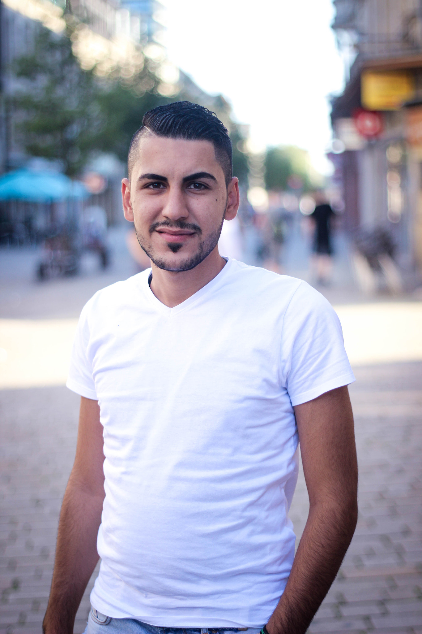 Canon EOS 600D (Rebel EOS T3i / EOS Kiss X5) + Canon EF 50mm f/1.8 sample photo. Portraits mohammad safef photography