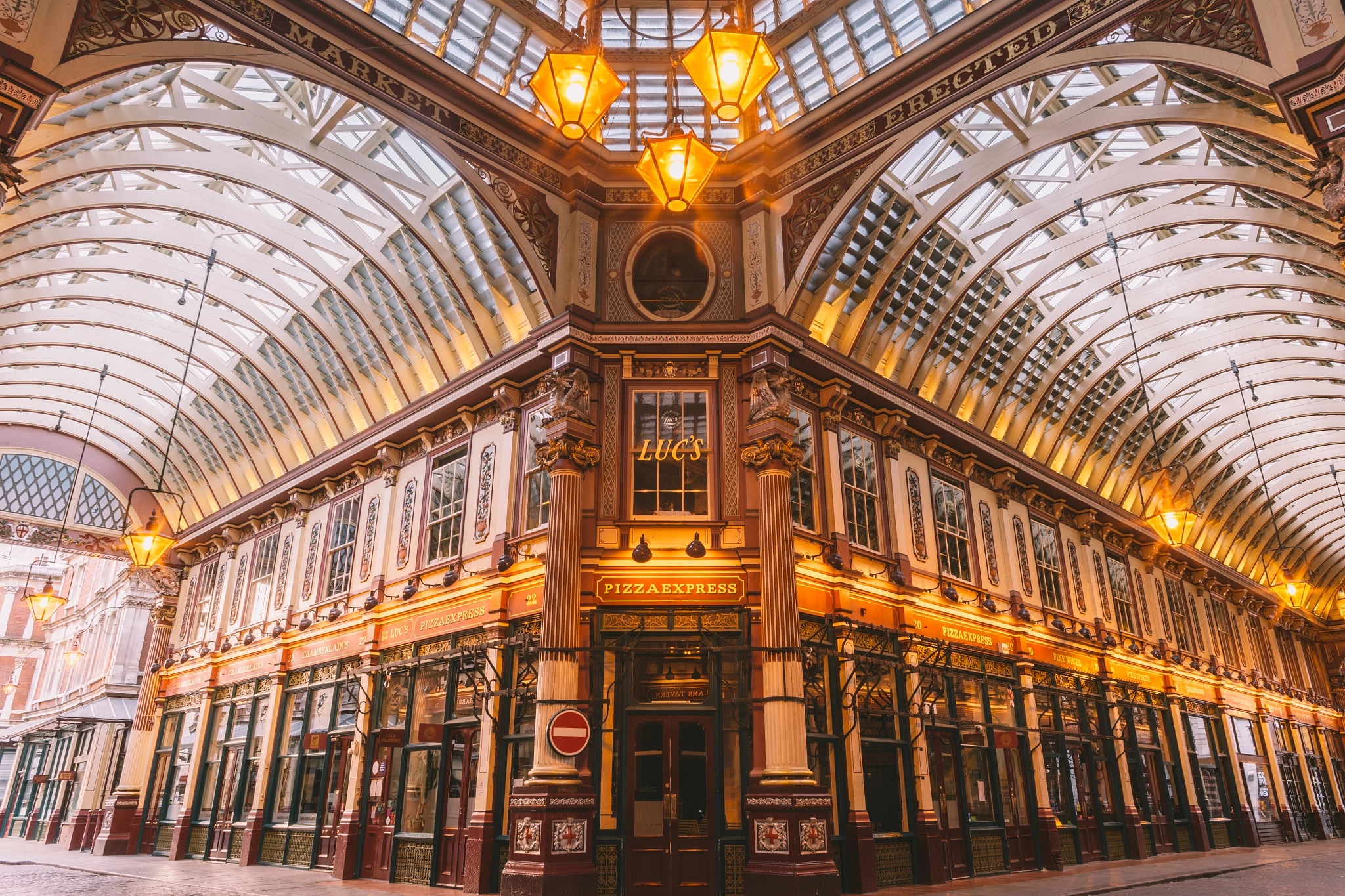 Canon EOS 6D + Canon EF 24mm F2.8 sample photo. Leadenhall market, london photography