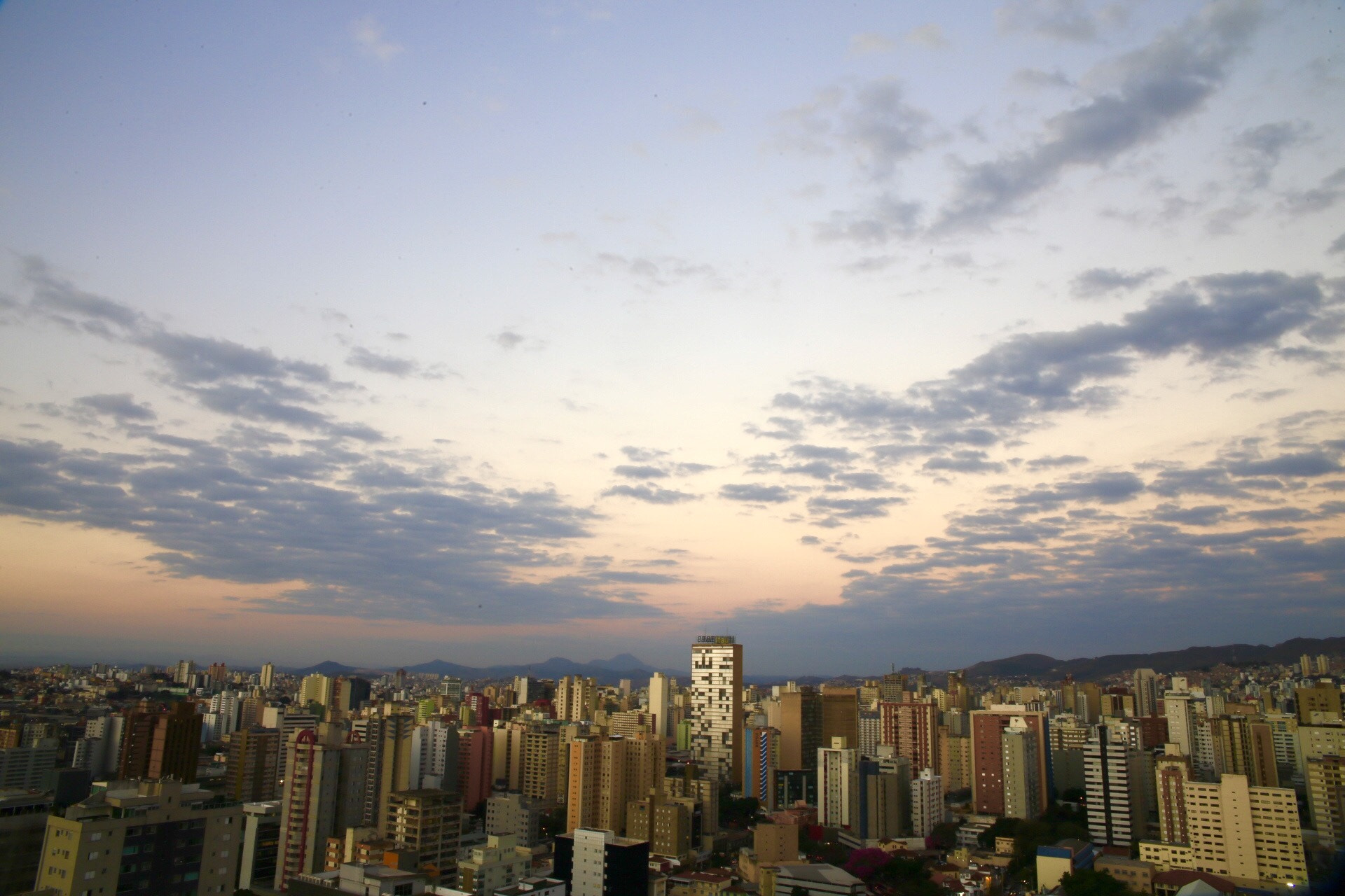 Canon EOS 6D + Canon 24-70mm sample photo. Área central de belo horizonte, em destaque ao cen ... photography