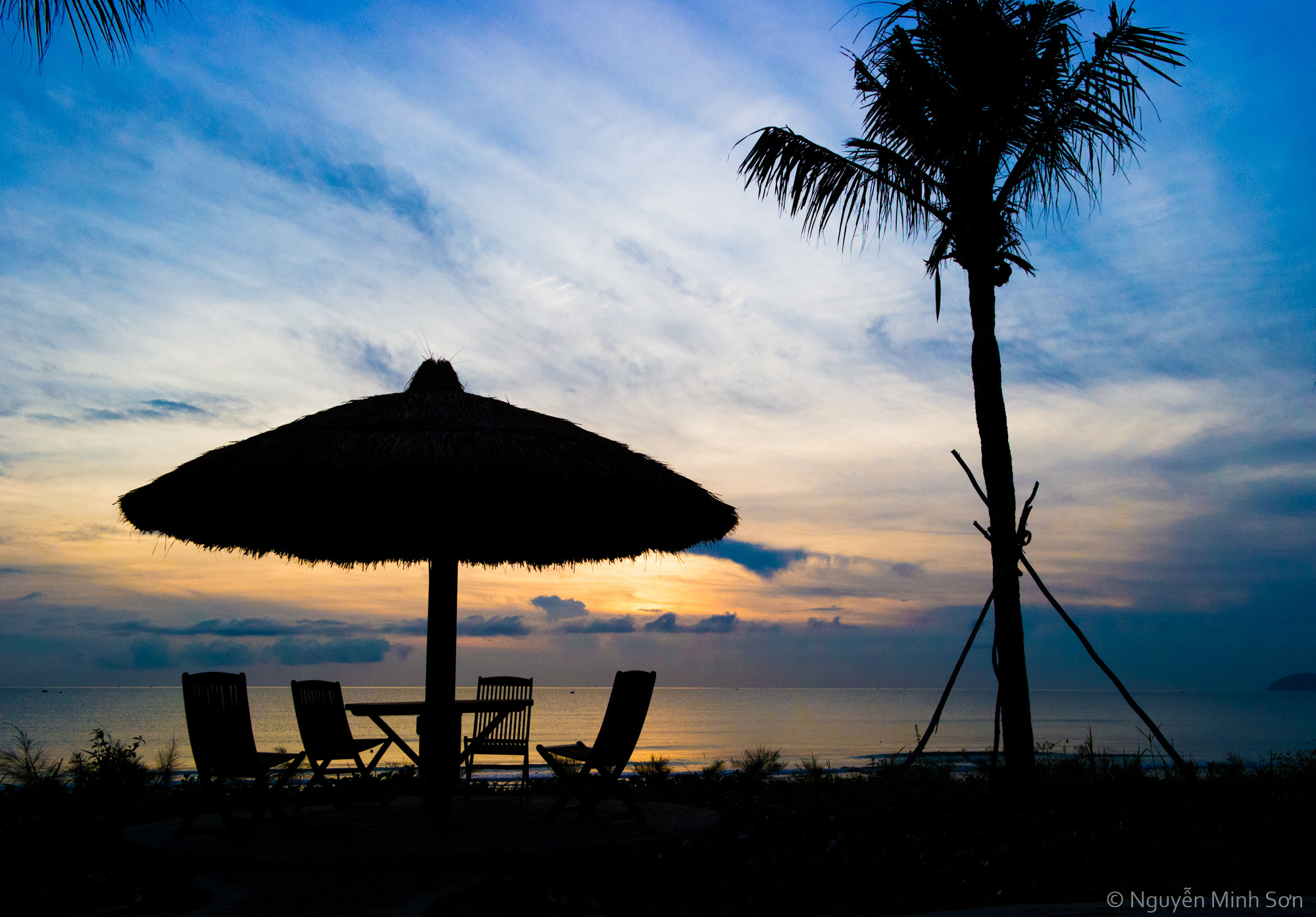 Samsung NX 20-50mm F3.5-5.6 ED sample photo. Lang co beach, hue, vietnam photography