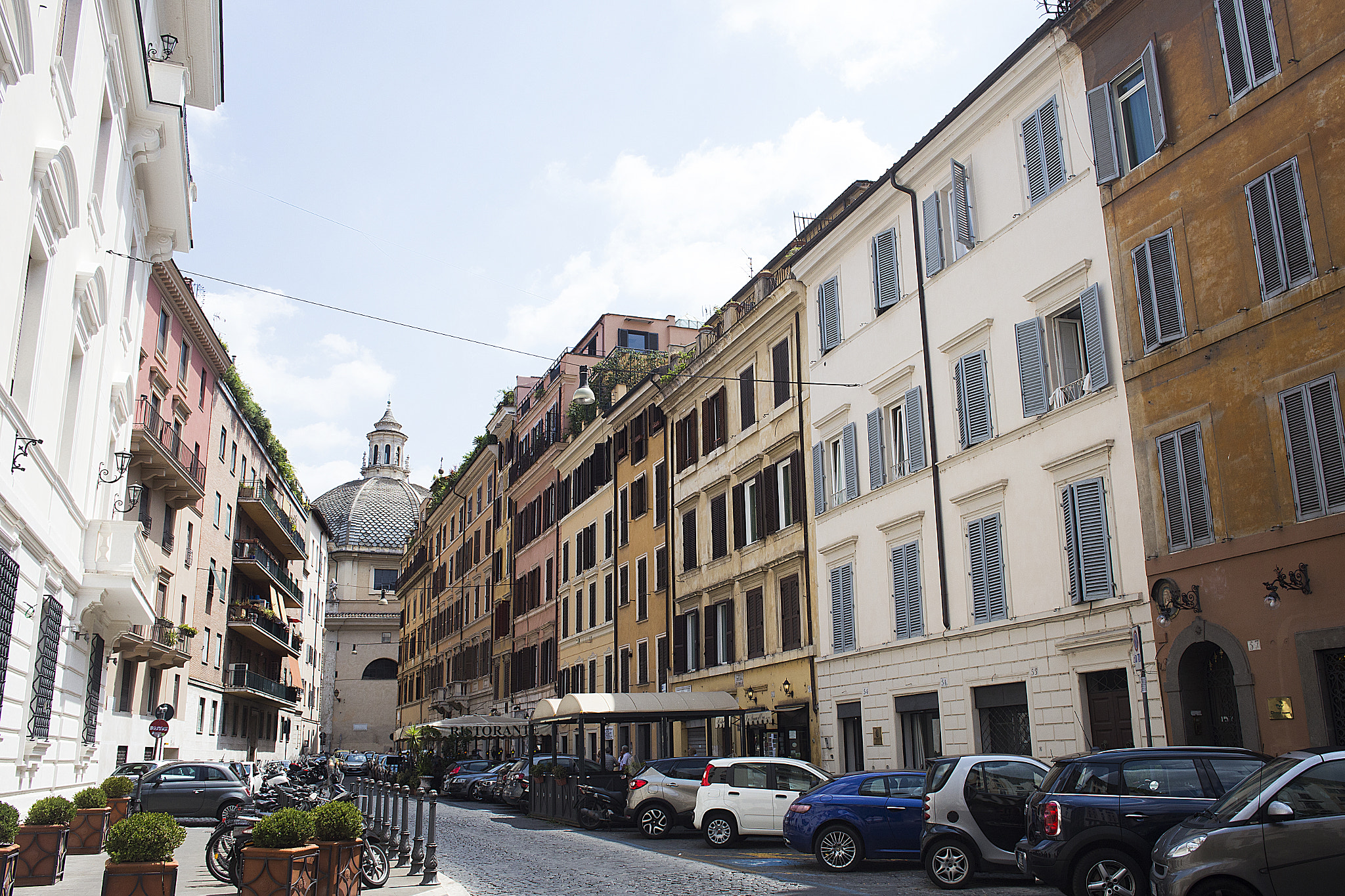Canon EF 28mm F2.8 IS USM sample photo. Rome photography
