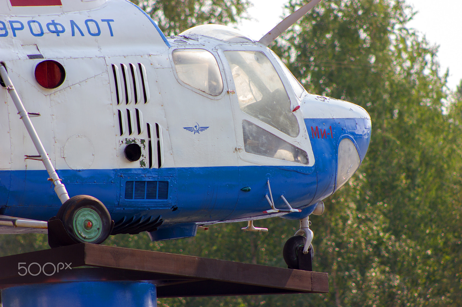 Canon EF 75-300mm f/4-5.6 USM sample photo. Helicopter`s monument in airport, uchta photography