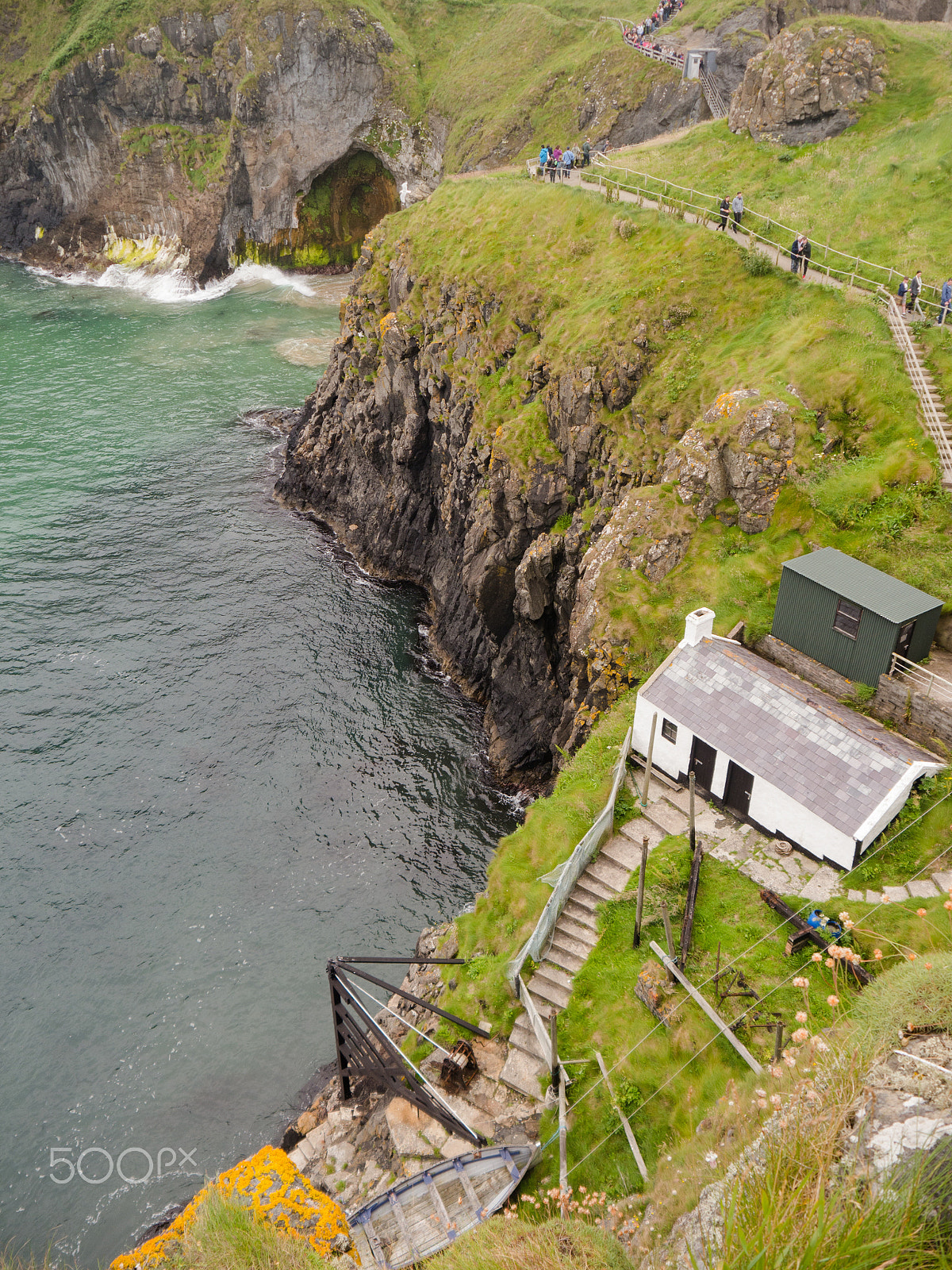 Panasonic Lumix DMC-G6 sample photo. Fishing hut on a cliff photography