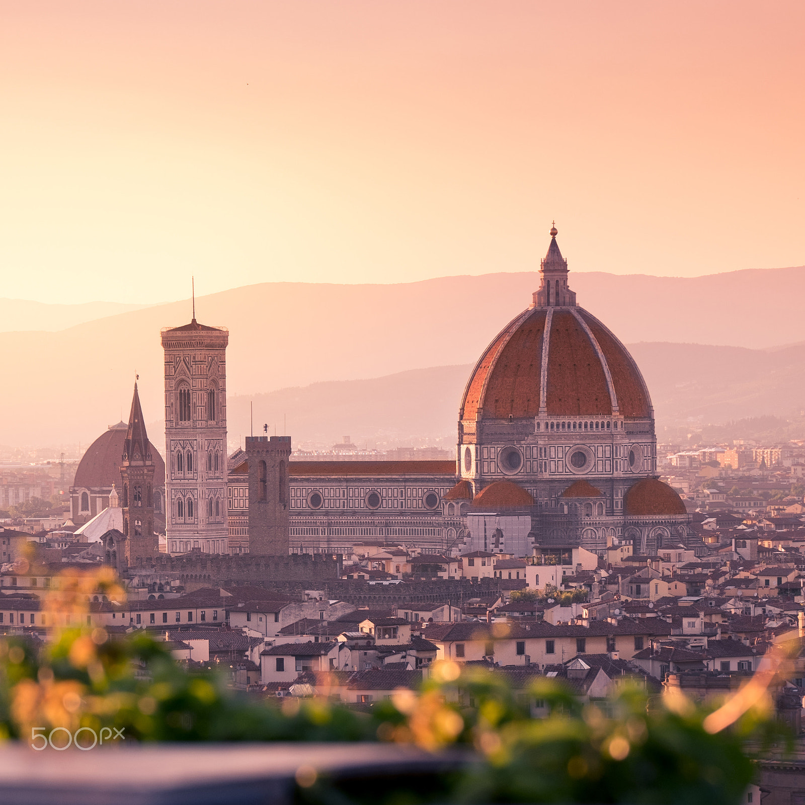 Fujifilm X-E2 + Fujifilm XC 50-230mm F4.5-6.7 OIS sample photo. Sunset in florence photography