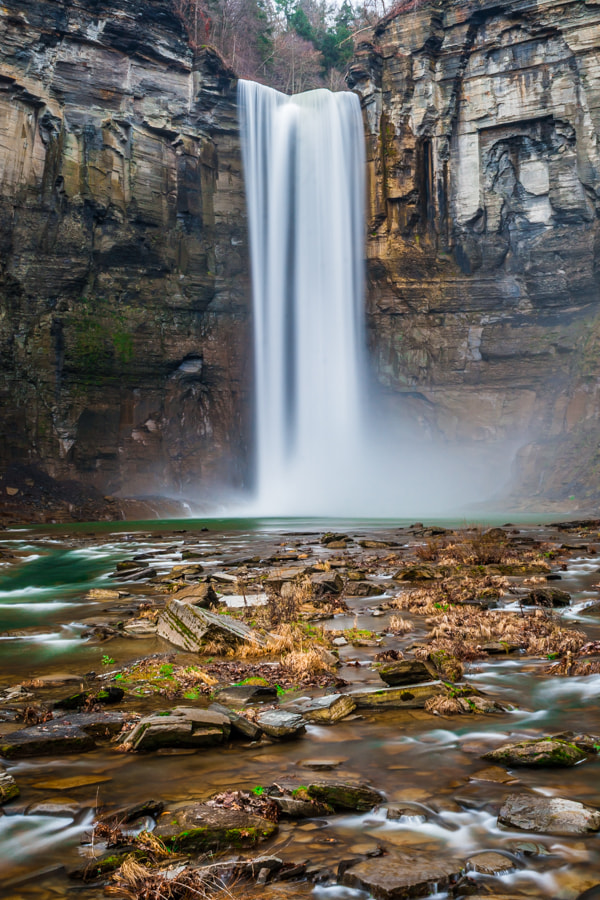 Canon EF 28-90mm f/4-5.6 sample photo. New years at taughannock falls photography