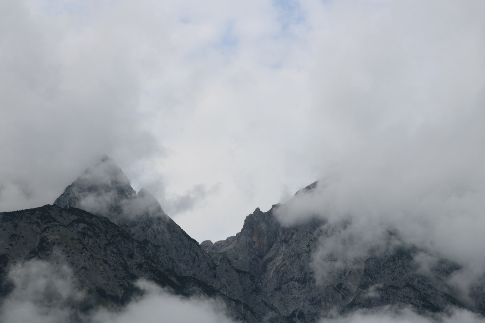Canon EOS 750D (EOS Rebel T6i / EOS Kiss X8i) sample photo. Mountain alps photography