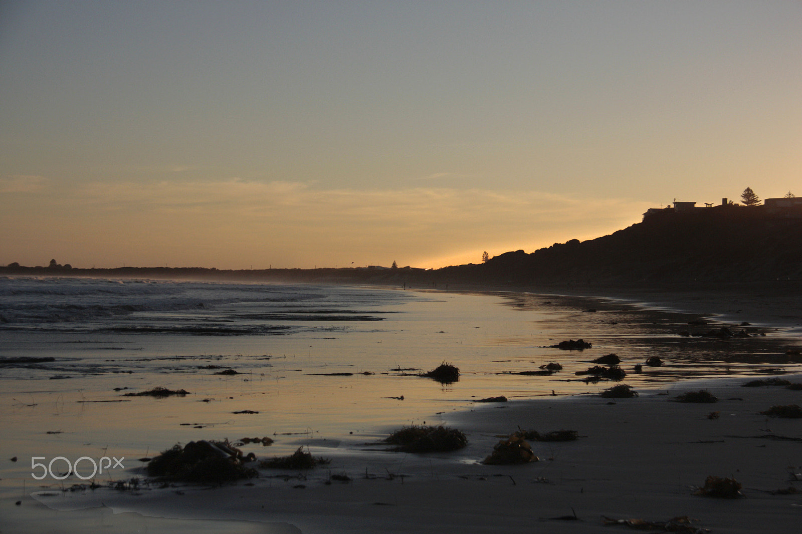 Canon EOS 450D (EOS Rebel XSi / EOS Kiss X2) sample photo. Beach at twilight photography
