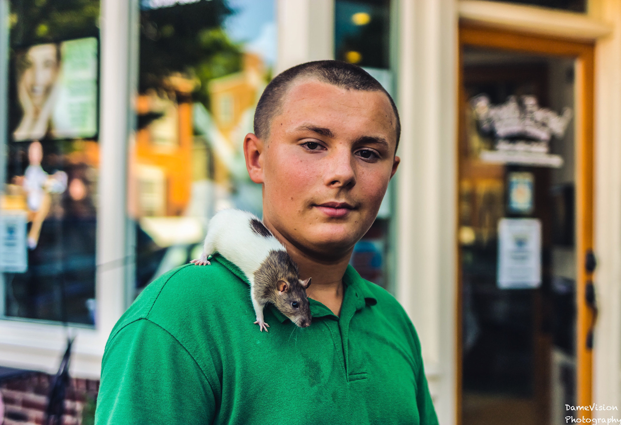 Canon EF 35mm F2 IS USM sample photo. Ratboy photography