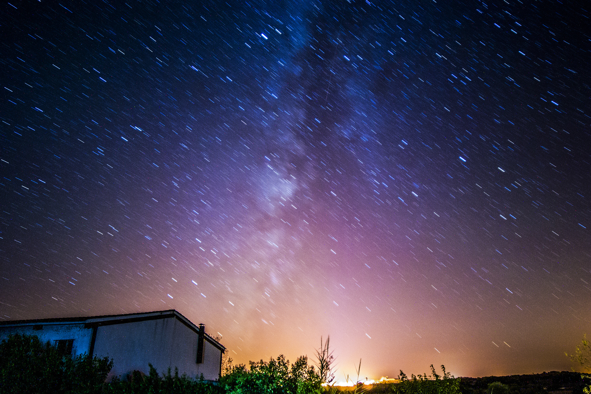 Samyang 14mm F2.8 ED AS IF UMC sample photo. Cloudy rain from space photography