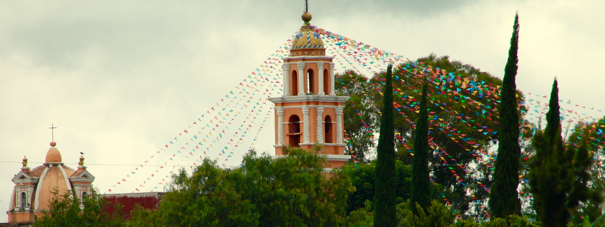 Canon EF75-300mm f/4-5.6 USM sample photo. Ancient church near puebla photography