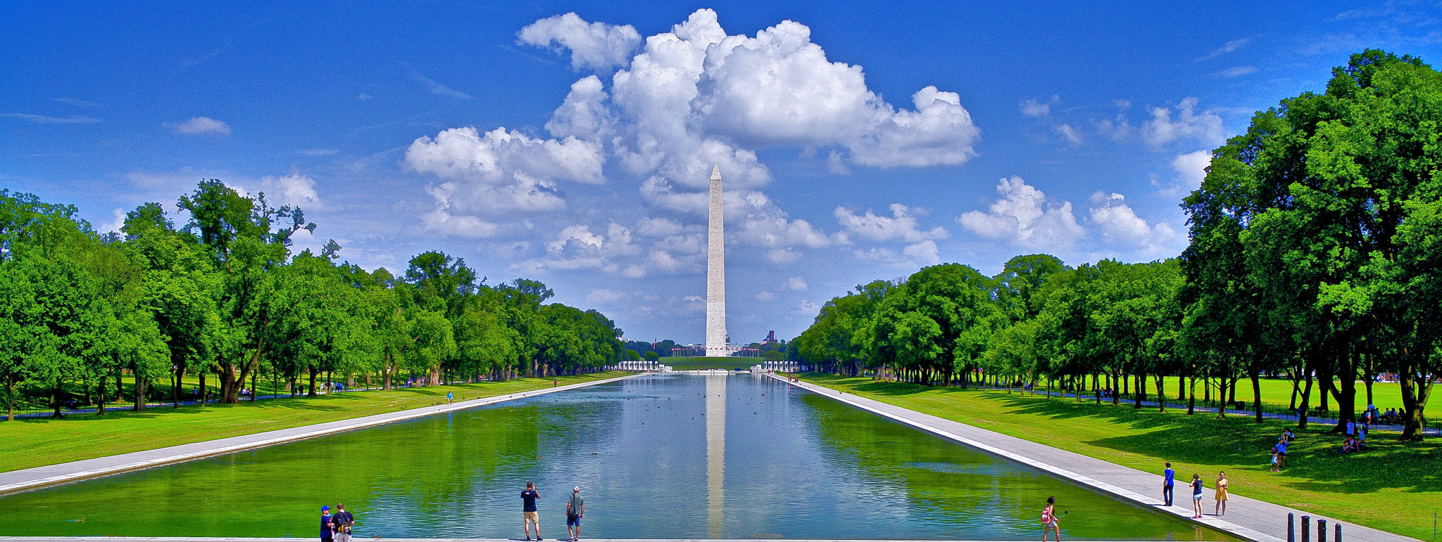 Sony a7R + Sony Distagon T* FE 35mm F1.4 ZA sample photo. Lincoln monument photography