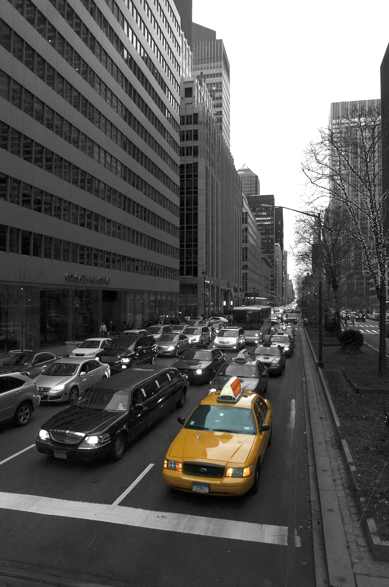 Nikon D2H sample photo. Taxi photography