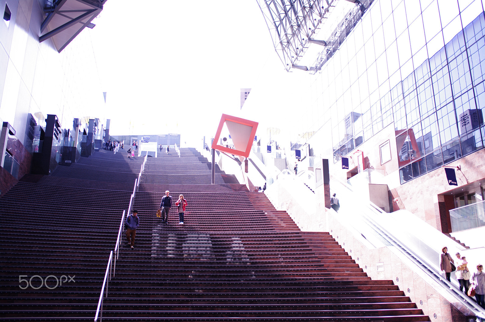 Pentax K-7 + Pentax smc DA 21mm F3.2 AL Limited sample photo. Kyoto station photography