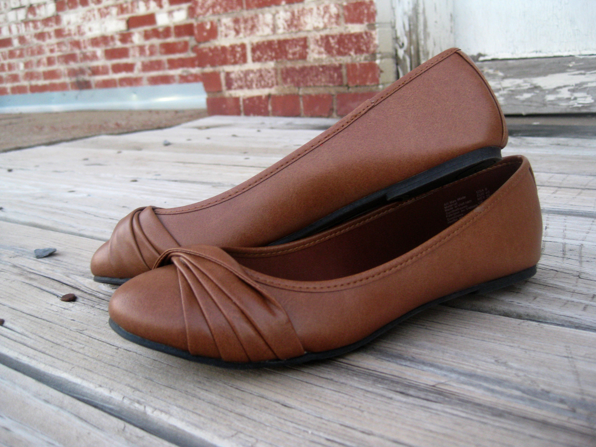 Canon PowerShot SD1100 IS (Digital IXUS 80 IS / IXY Digital 20 IS) sample photo. Brown flats  at  delano photography