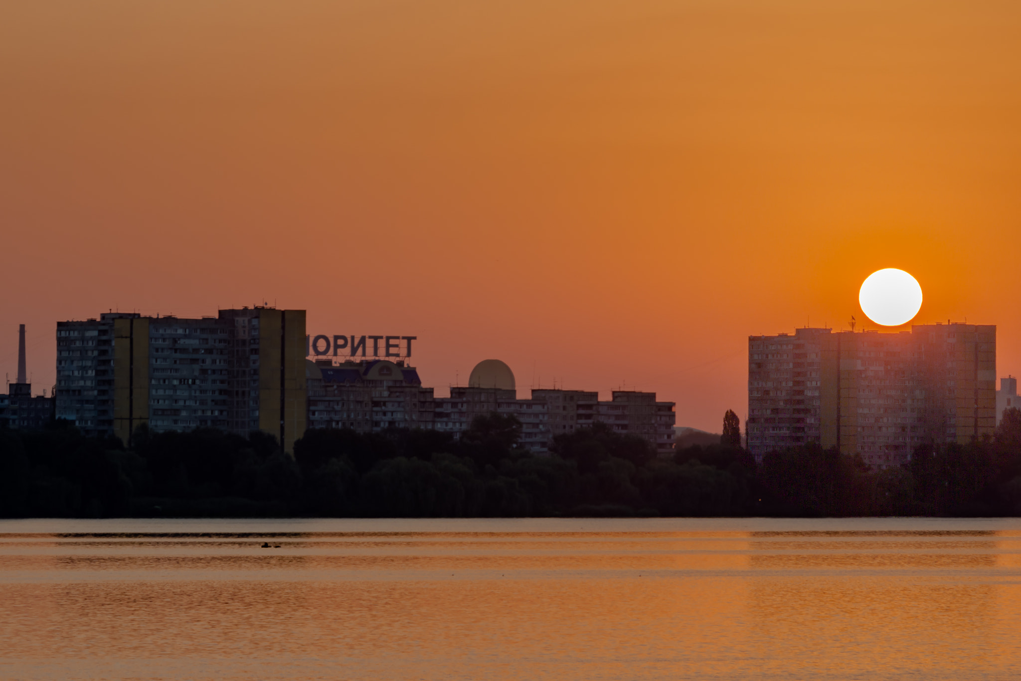 Sigma 50-200mm F4-5.6 DC OS HSM sample photo. Sunrise photography