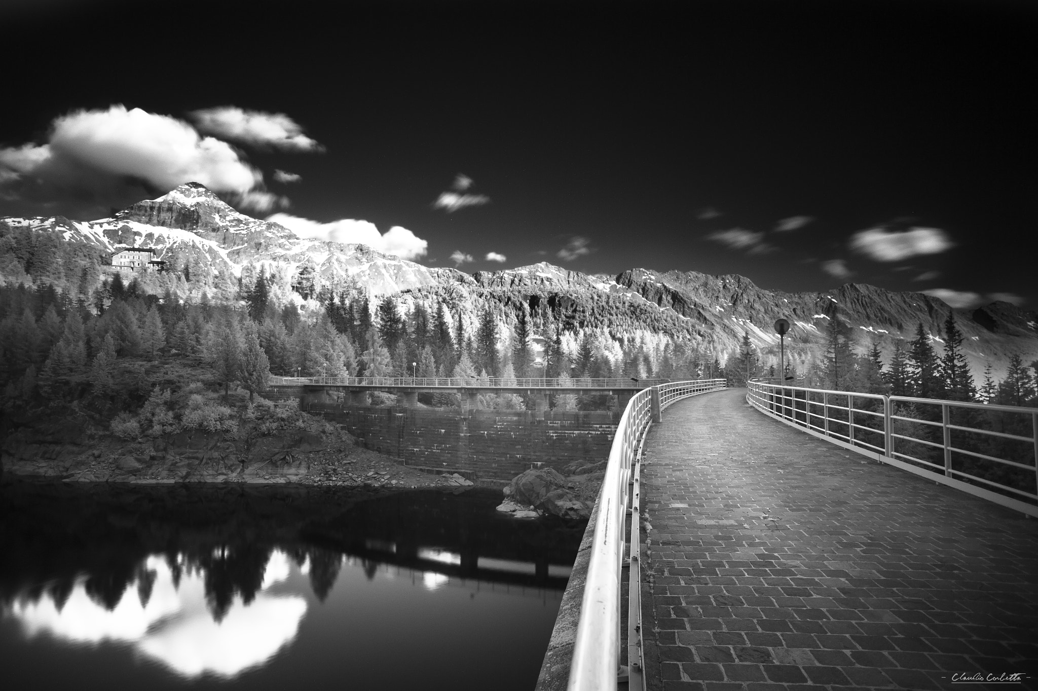 Nikon Df + Nikon AF Nikkor 20mm F2.8D sample photo. Campo moro ir photography