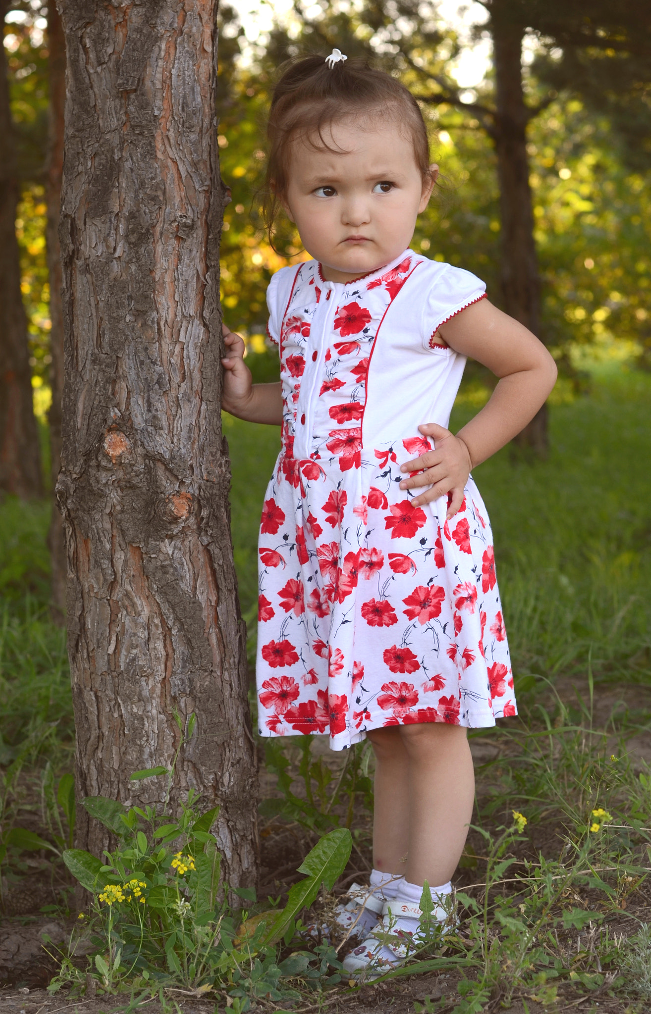 Nikon D5100 + Nikon AF Nikkor 50mm F1.4D sample photo. Amy in dress photography