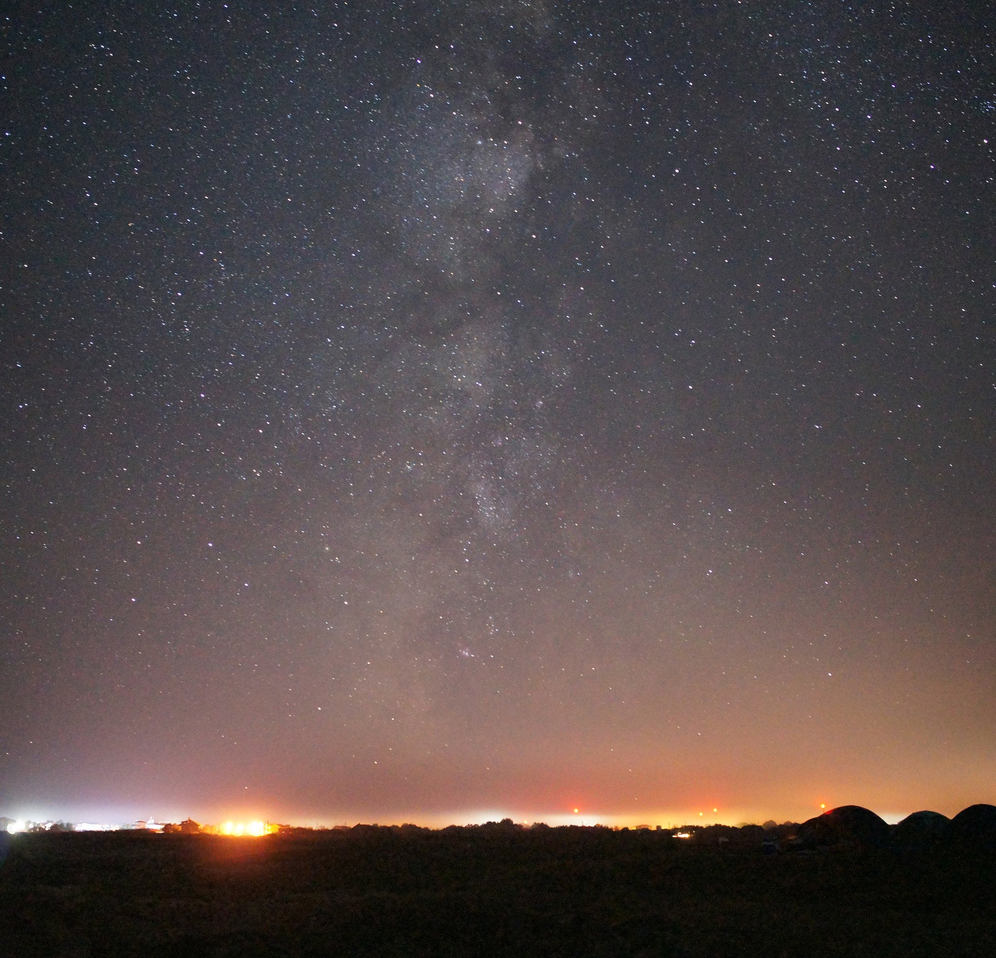 Sony Alpha NEX-C3 + Sigma 30mm F2.8 EX DN sample photo. It's milky out there photography