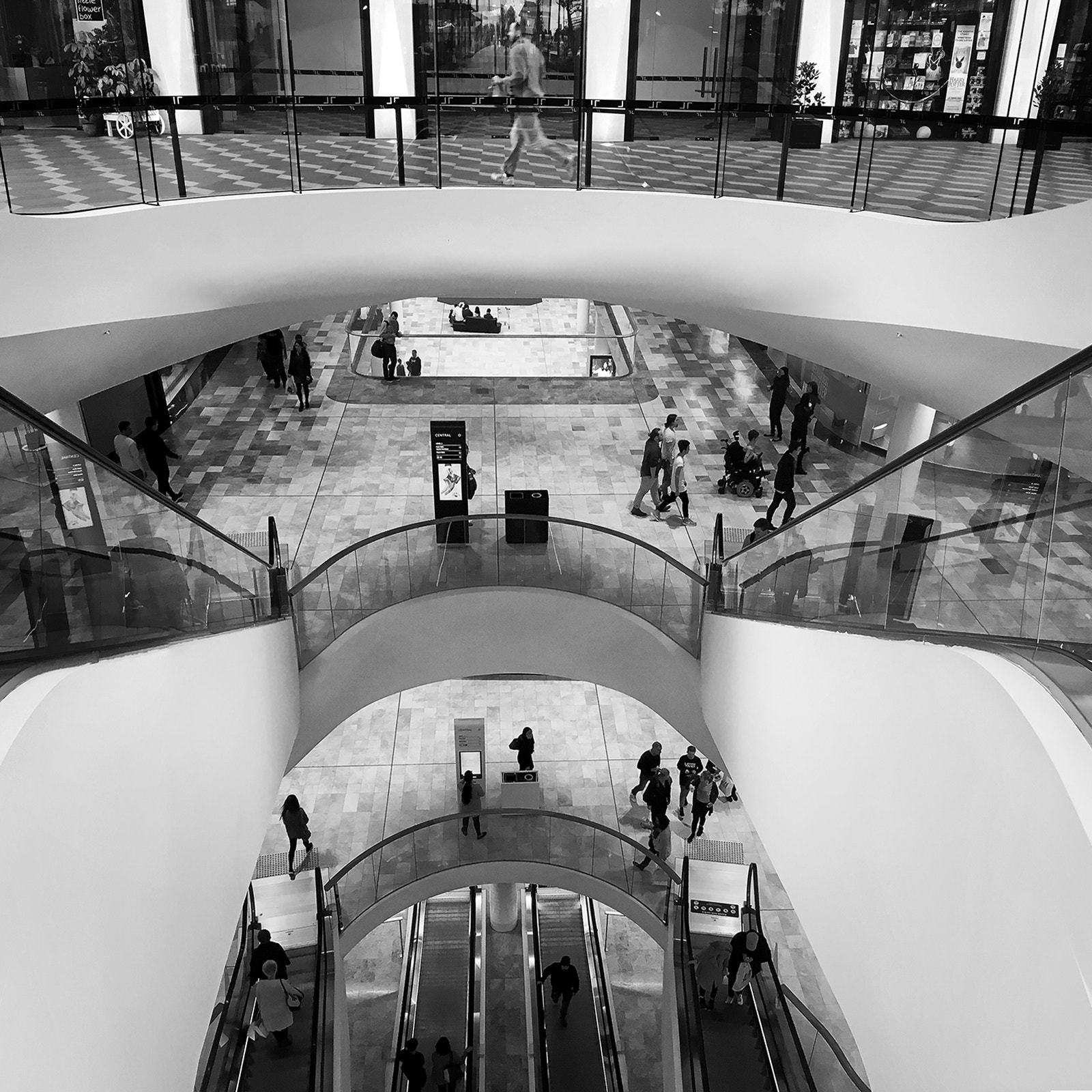 Apple iPhone8,1 sample photo. Shopping mall photography