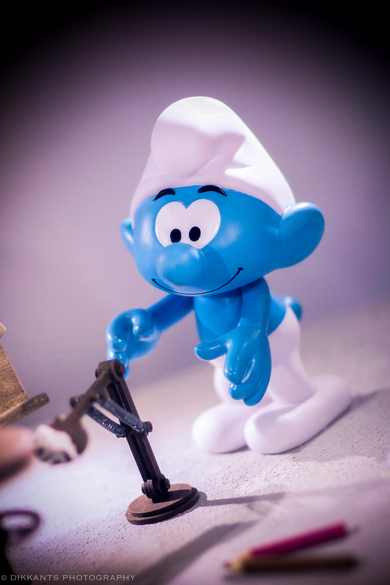 Canon EOS 700D (EOS Rebel T5i / EOS Kiss X7i) + Canon EF 85mm F1.2L II USM sample photo. The smurfs photography