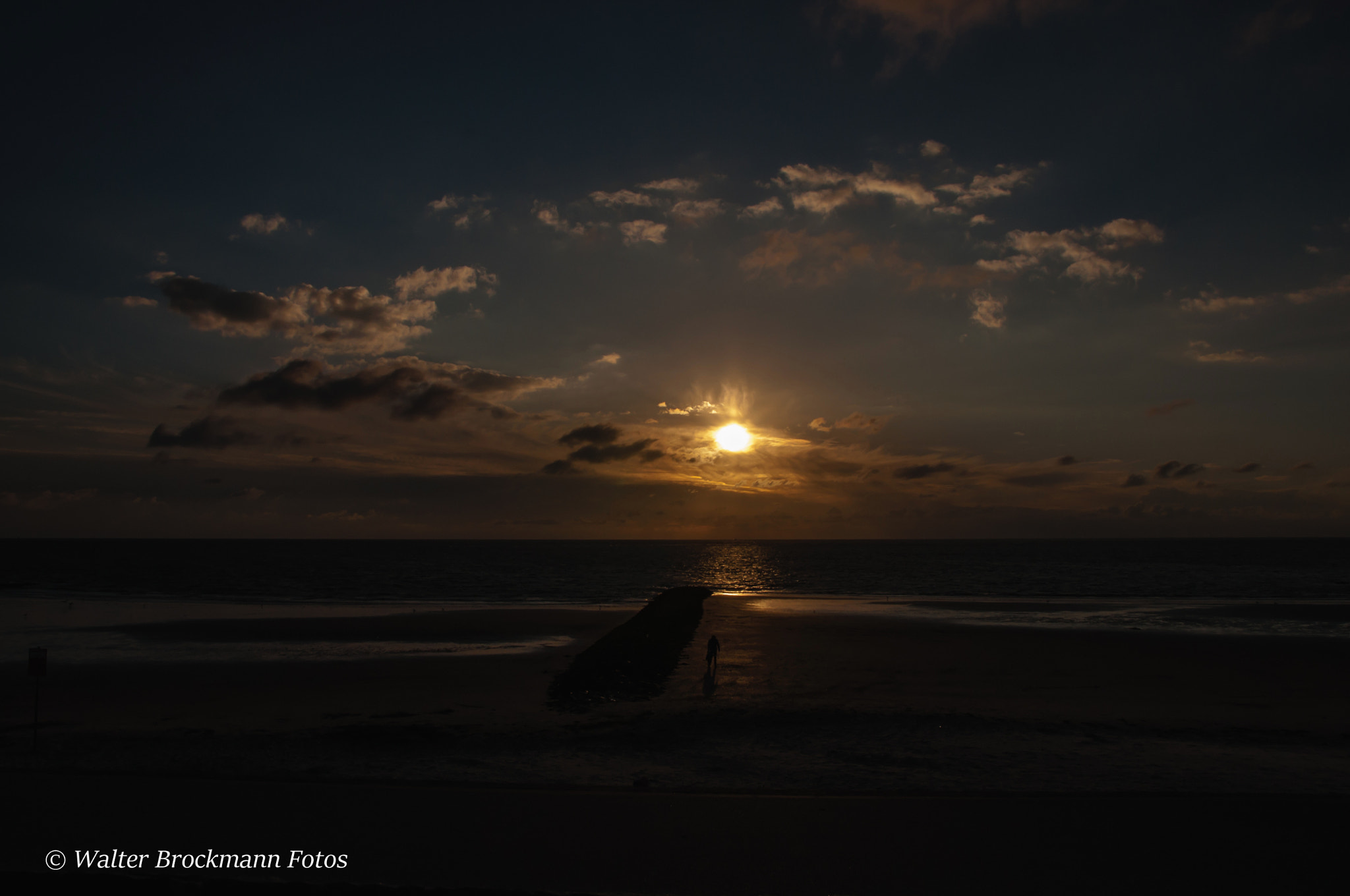 Sigma 17-50mm F2.8 EX DC OS HSM sample photo. Sonnenuntergang photography