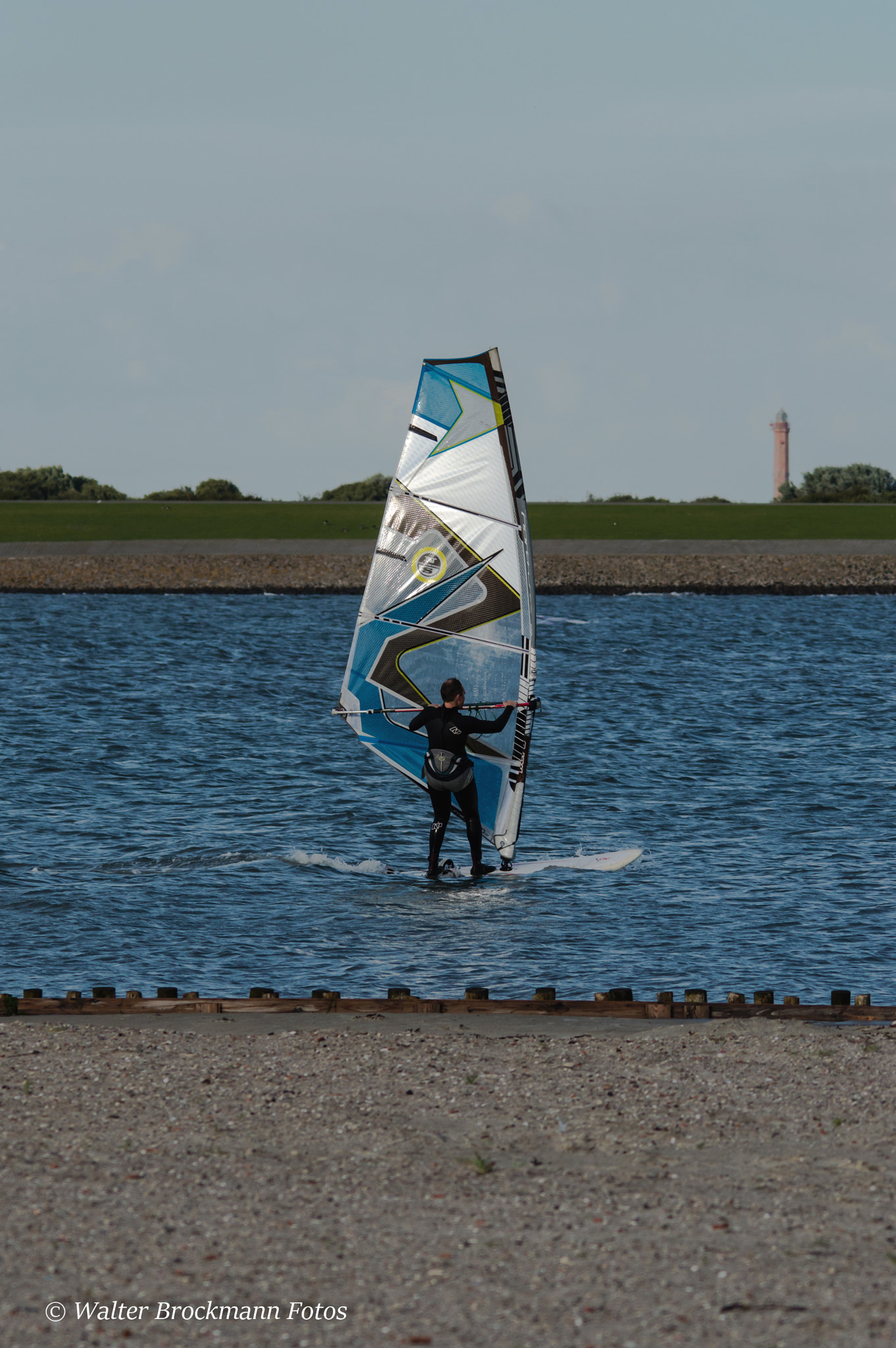 Sigma 150-500mm F5-6.3 DG OS HSM sample photo. Surfer photography