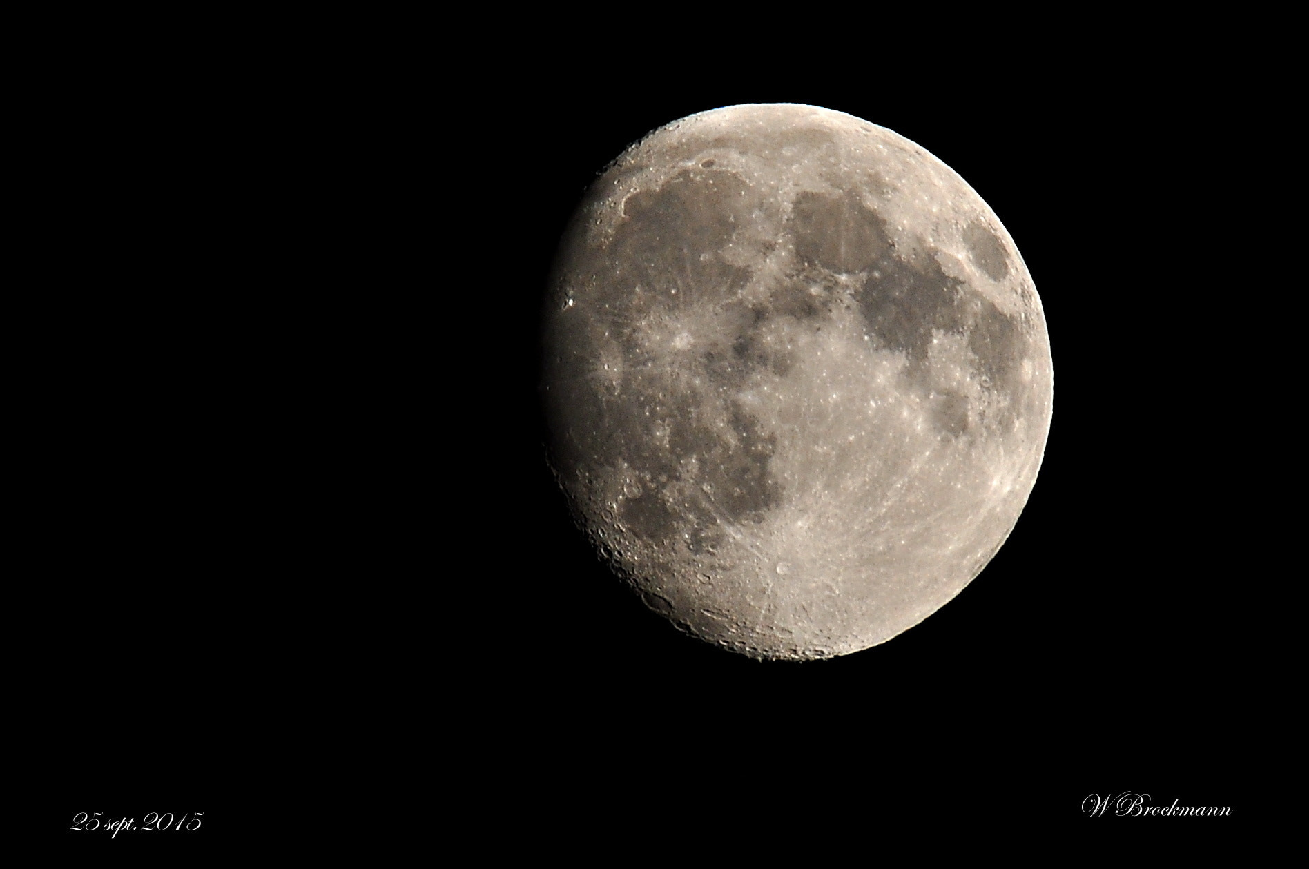 Sigma 150-500mm F5-6.3 DG OS HSM sample photo. Mond/moon photography