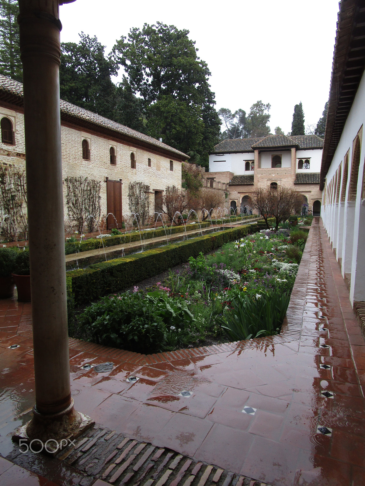 Canon PowerShot ELPH 150 IS (IXUS 155 / IXY 140) sample photo. Granada, españa, abril de 2016 photography