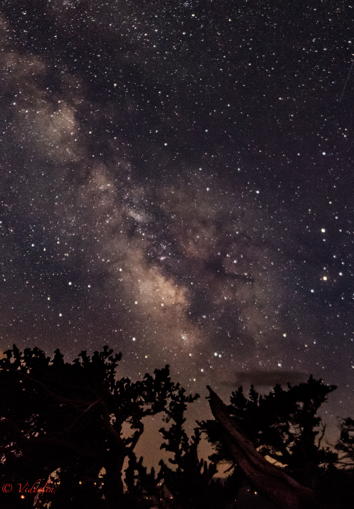 Samyang 14mm F2.8 ED AS IF UMC sample photo. Out there photography