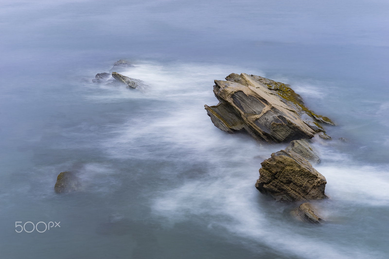 Sony 85mm F2.8 SAM sample photo. Sea swept stones photography